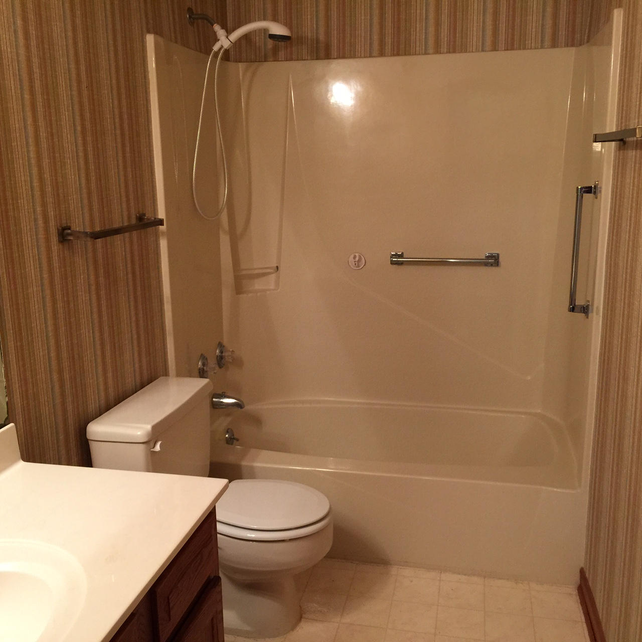 LAKEVIEW ESTATES - Residential