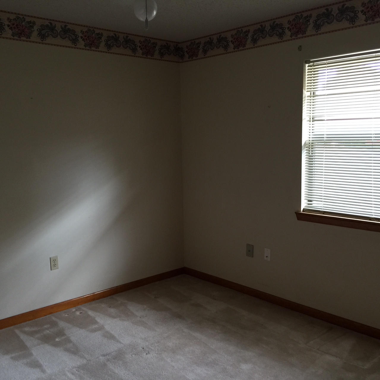 LAKEVIEW ESTATES - Residential