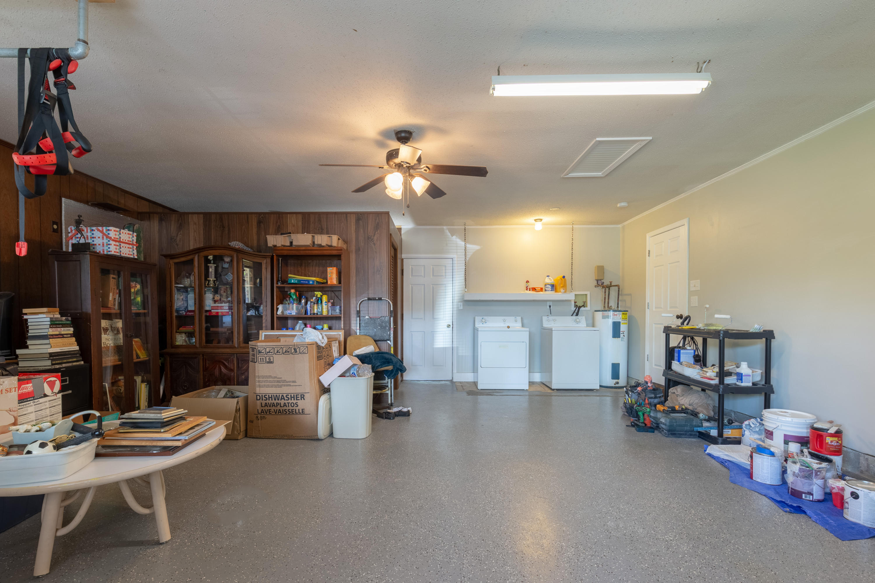 COUNTRY CLUB ESTATES 1ST ADDN - Residential