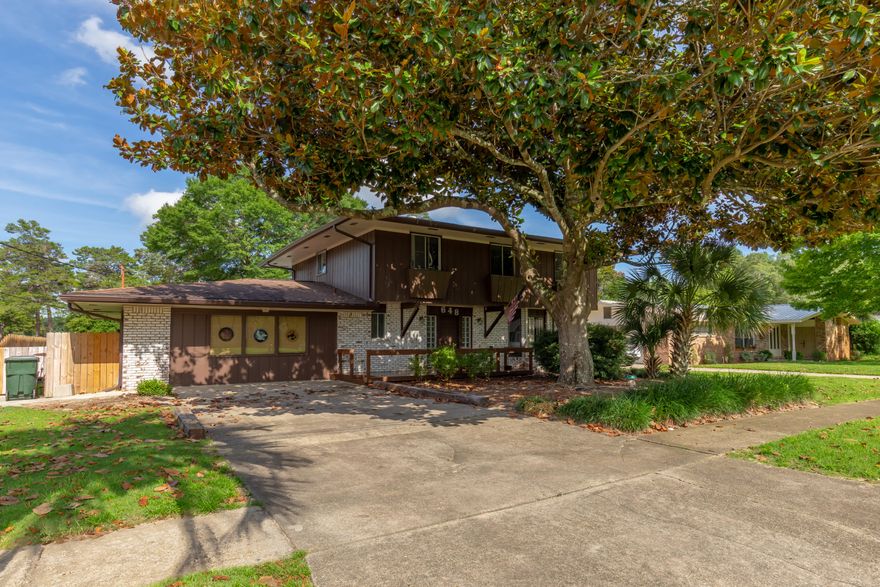 Spacious four bedroom home with a pool in the sought after Kenwood neighborhood!This home has been well maintained and has many upgrades throughout.The downstairs has been completely repainted and the kitchen has been updated with a new dishwasher, an oven that is less than 2 years old, the cabinets have been painted and the pantry has been expanded. All of the doors in the home are six panel solid wood doors, have been painted and have new hardware and handles. The downstairs bathroom has been updated and made into a full bathroom. The stairs have been replaced as well as the handrail. The upstairs has all new wood laminate flooring and new trim. The master bathroom is being remodeled and has a new vanity, sink, bath tub and new tile. The AC unit is also new and has been