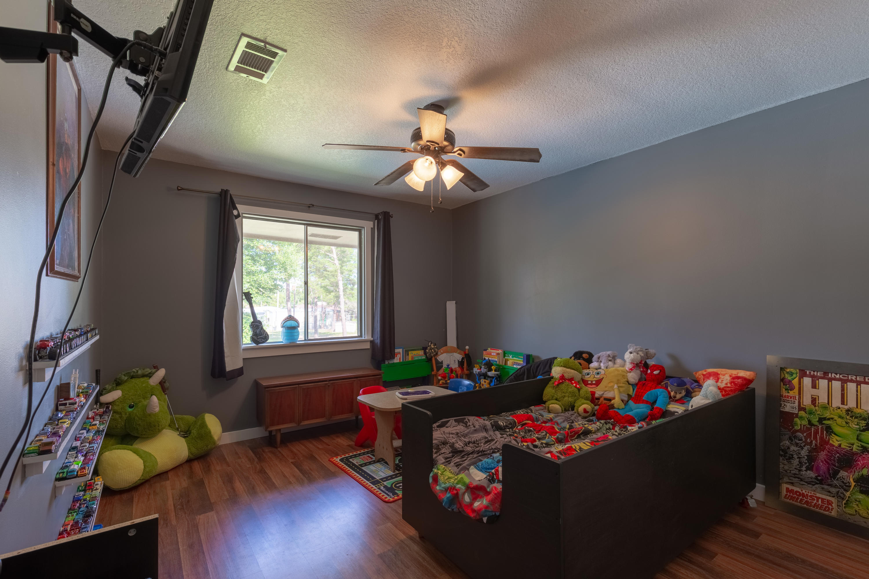 COUNTRY CLUB ESTATES 1ST ADDN - Residential