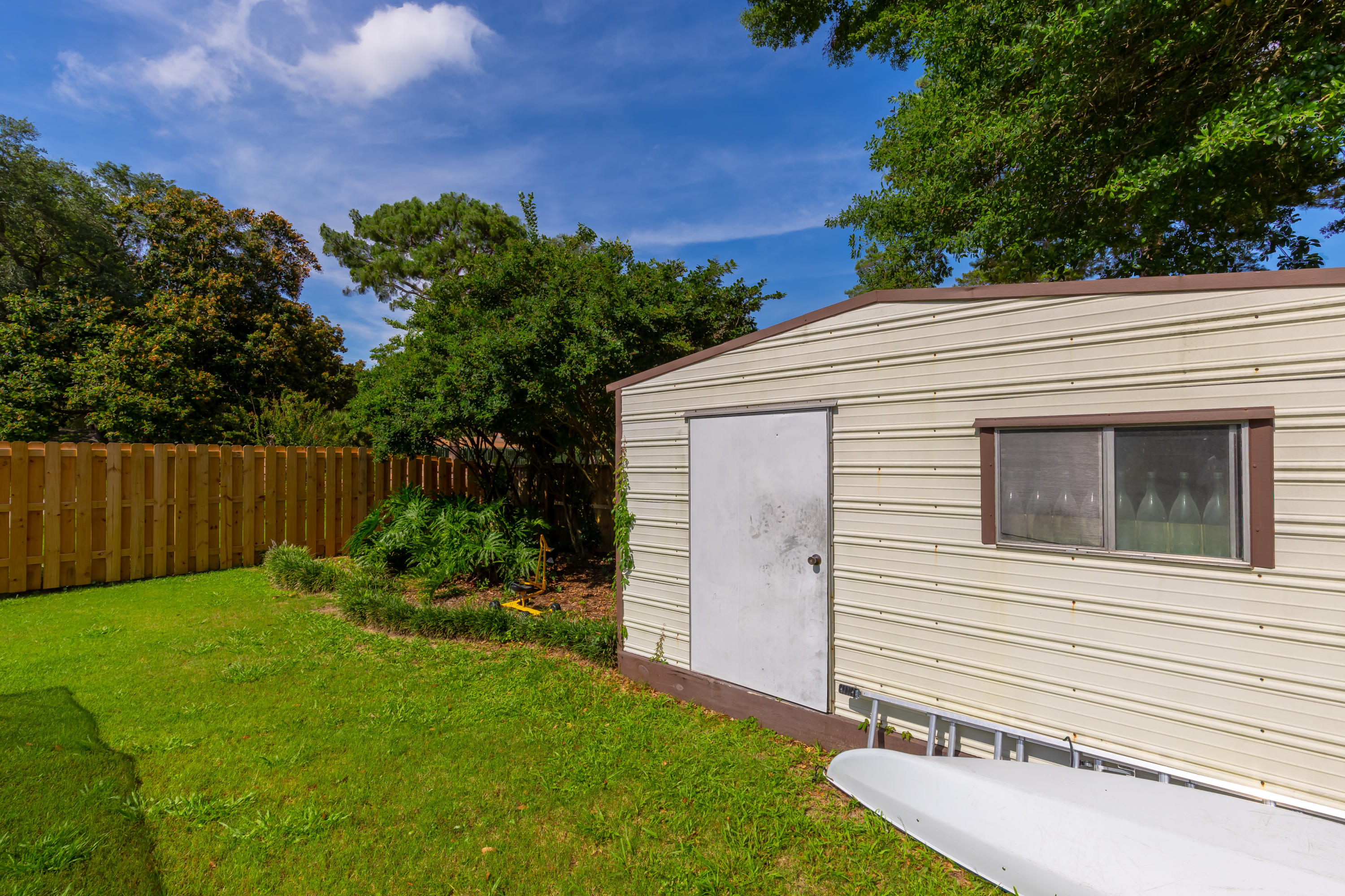 COUNTRY CLUB ESTATES 1ST ADDN - Residential