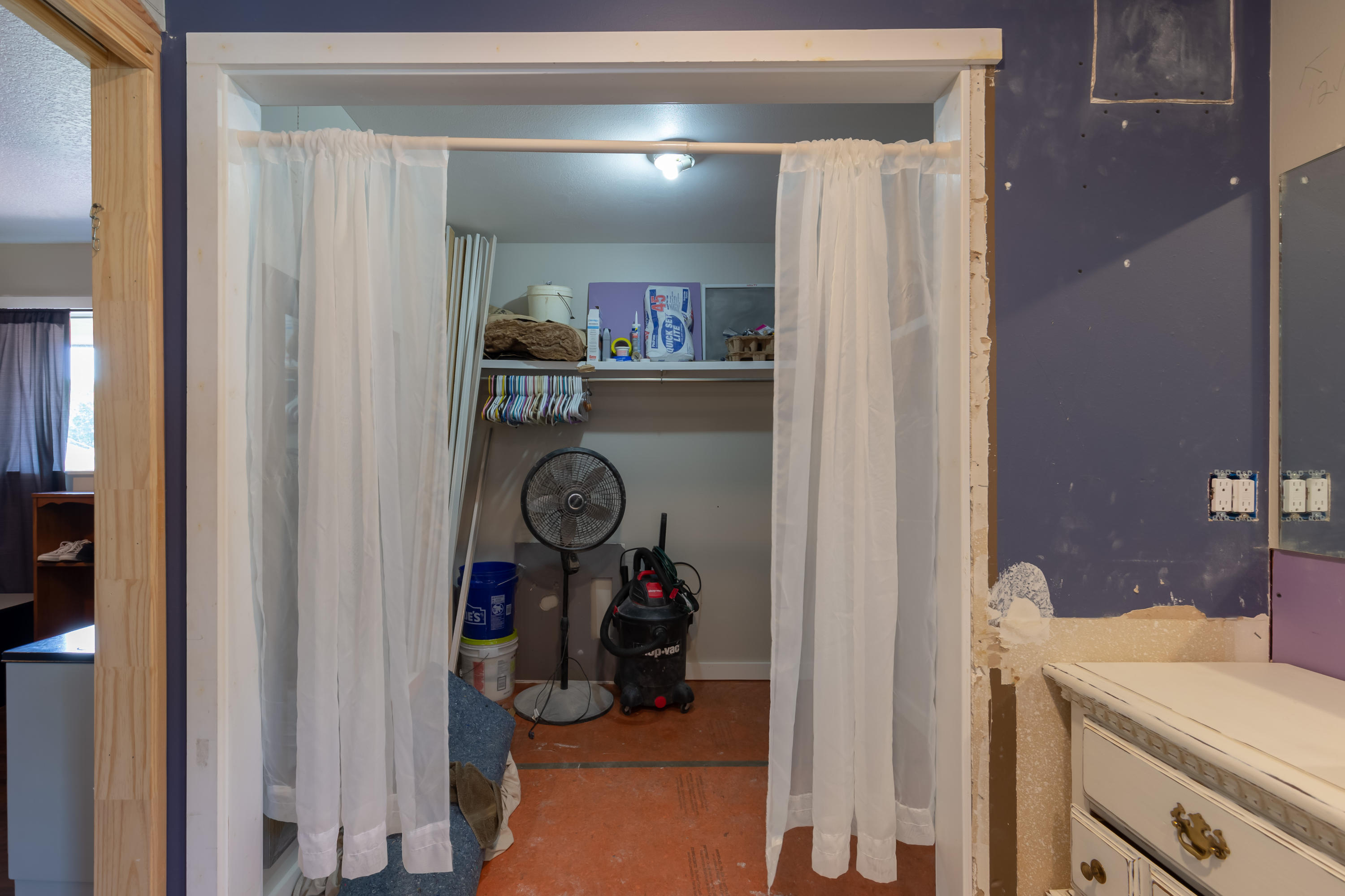 COUNTRY CLUB ESTATES 1ST ADDN - Residential