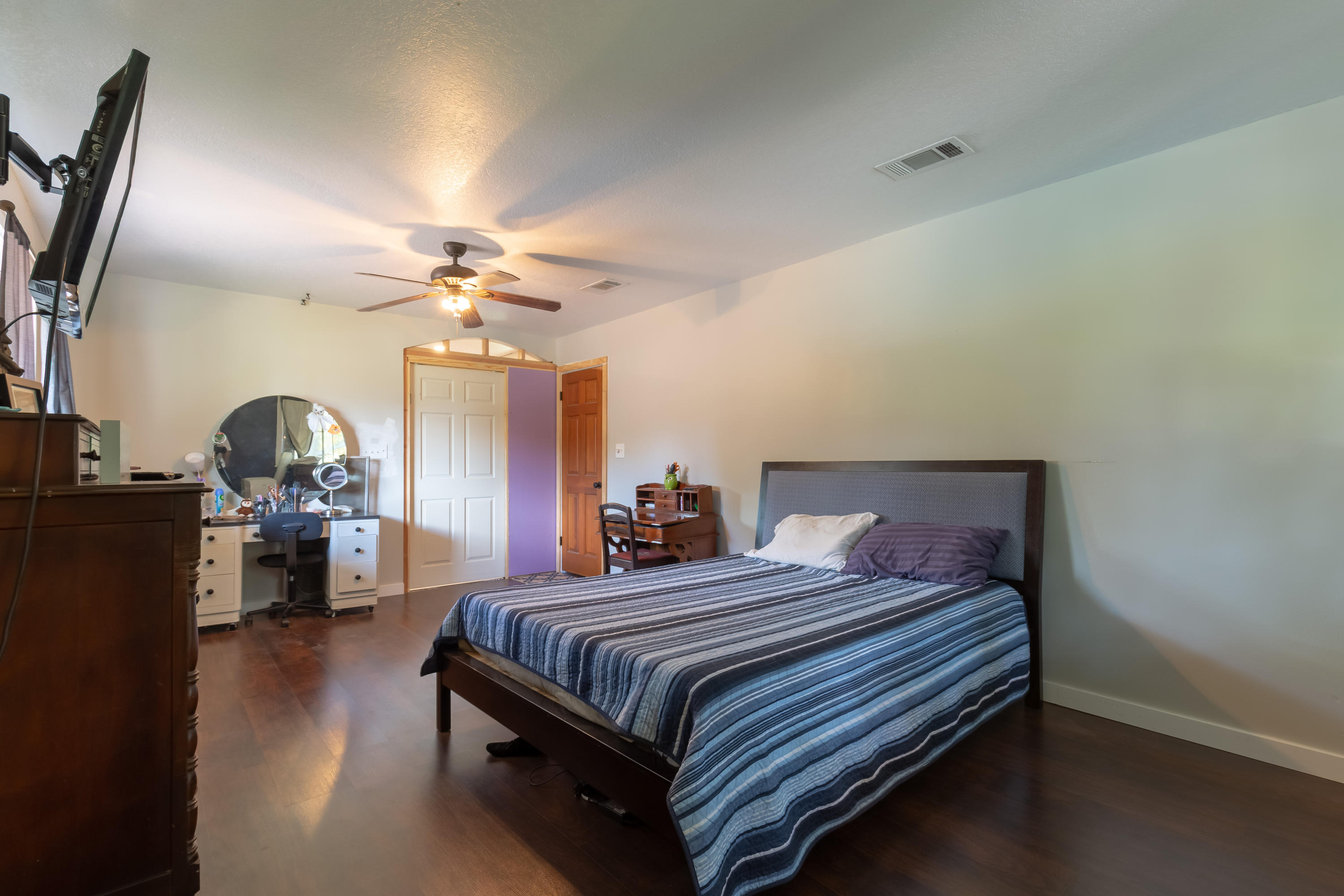 COUNTRY CLUB ESTATES 1ST ADDN - Residential