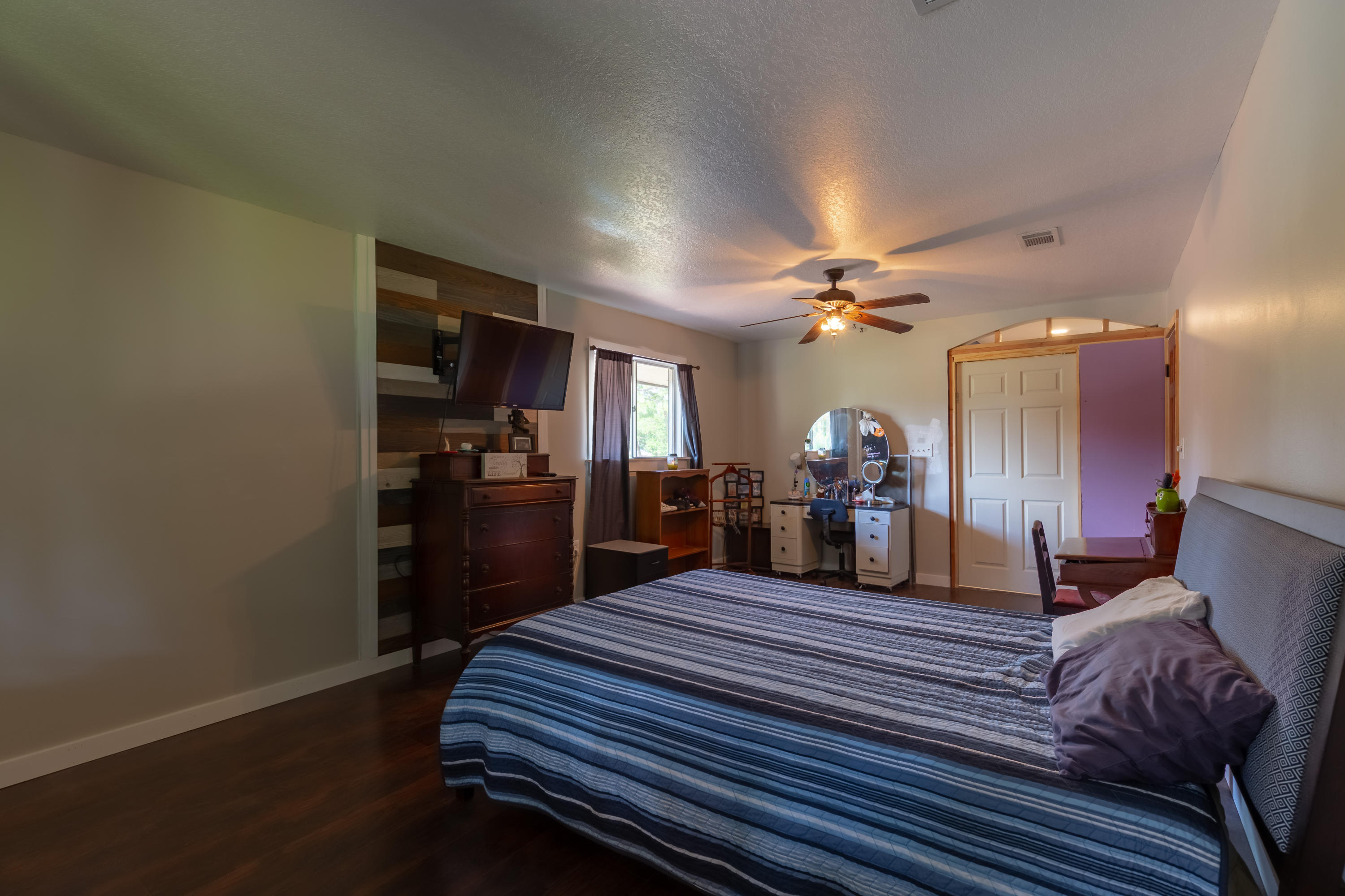 COUNTRY CLUB ESTATES 1ST ADDN - Residential