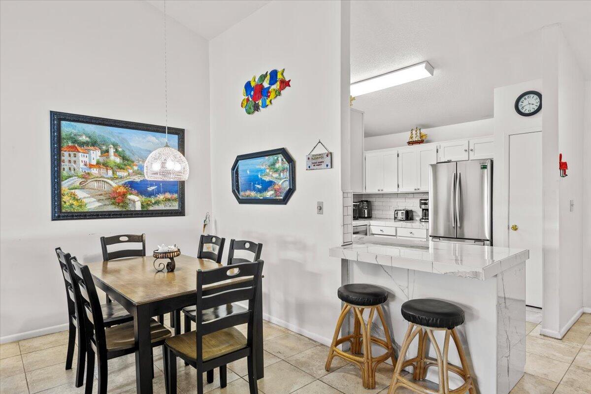 CHATEAU LA MER CONDO 2 - Residential