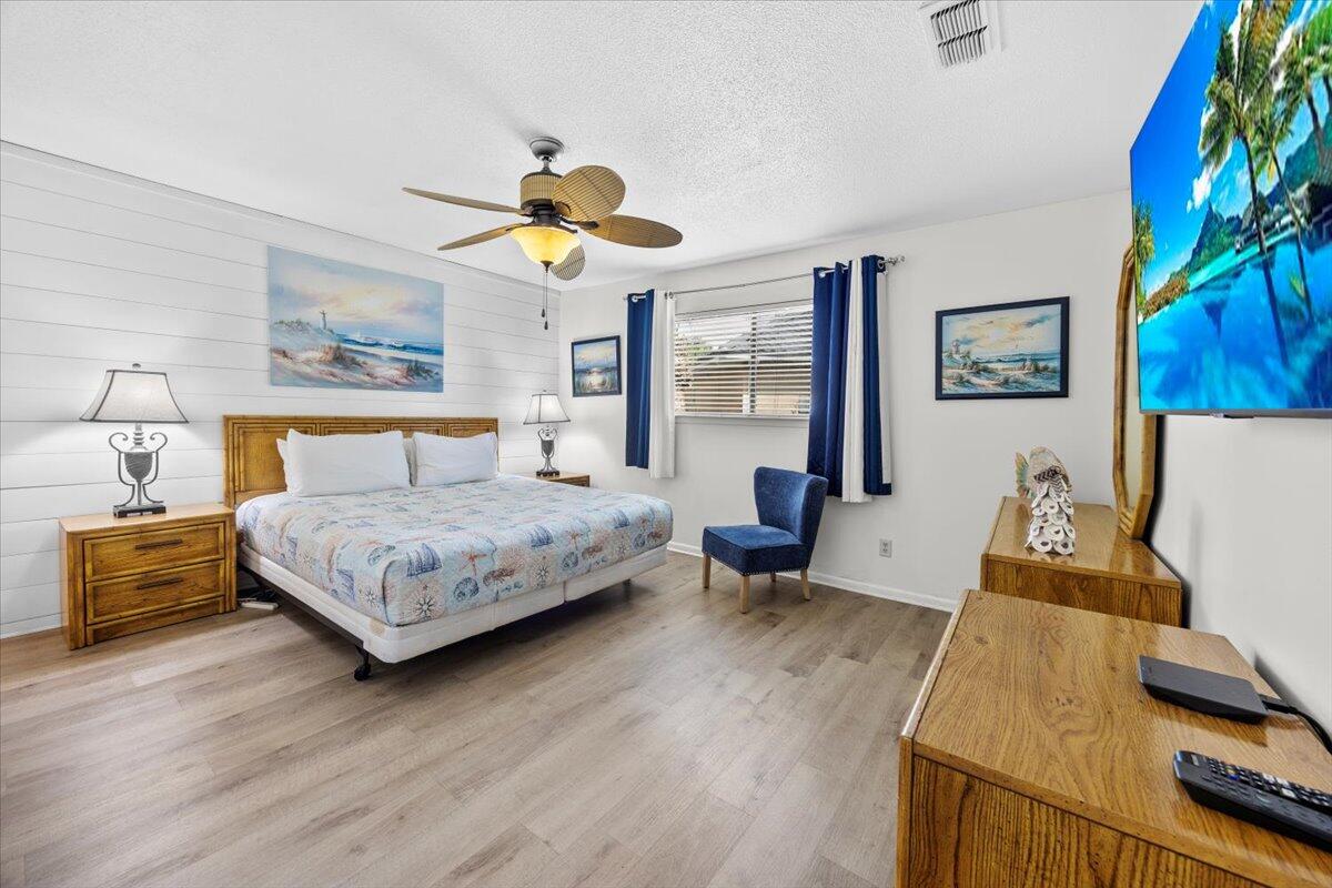 CHATEAU LA MER CONDO 2 - Residential