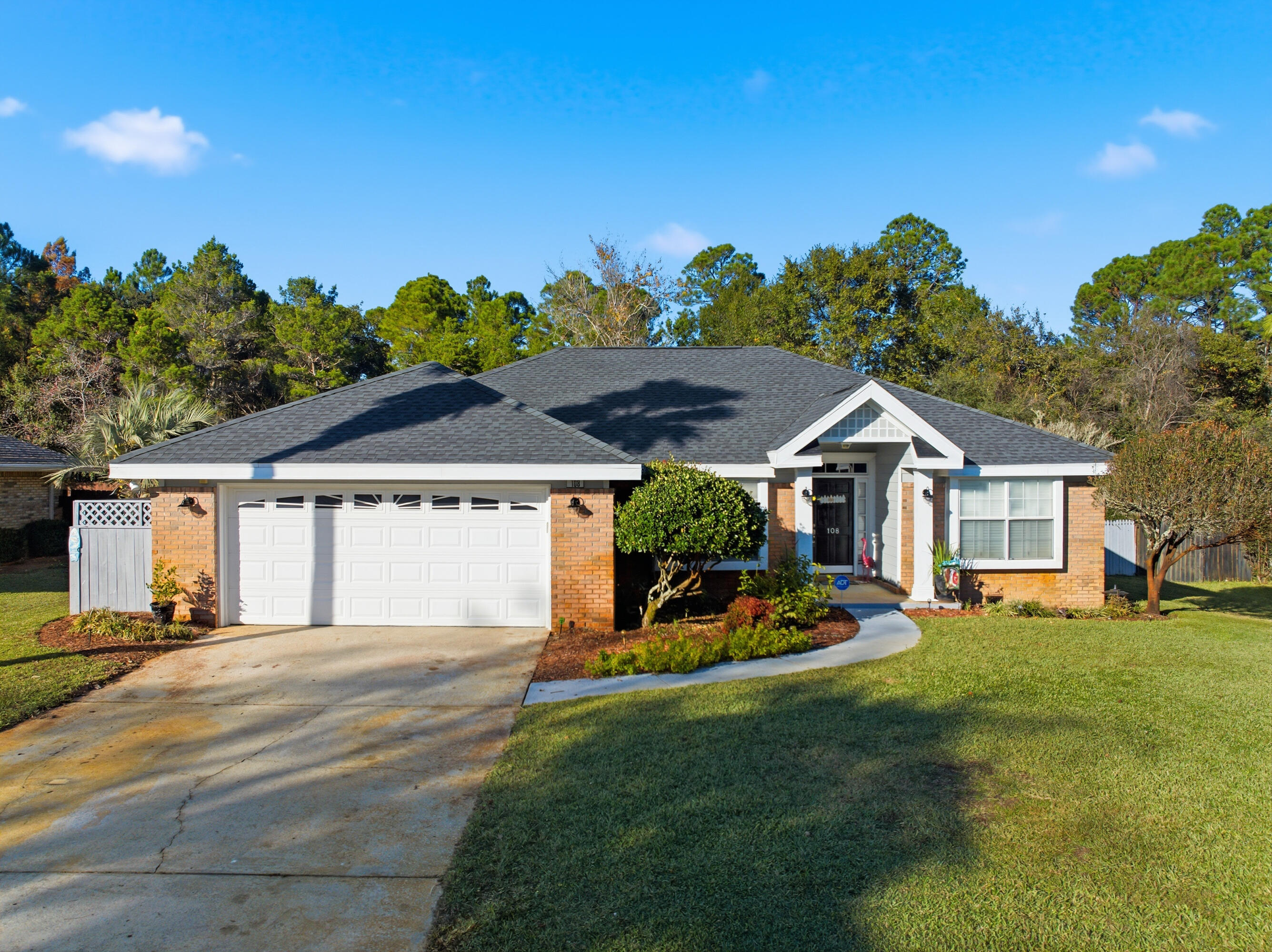 EMERALD POINTE PLAT 2 - Residential