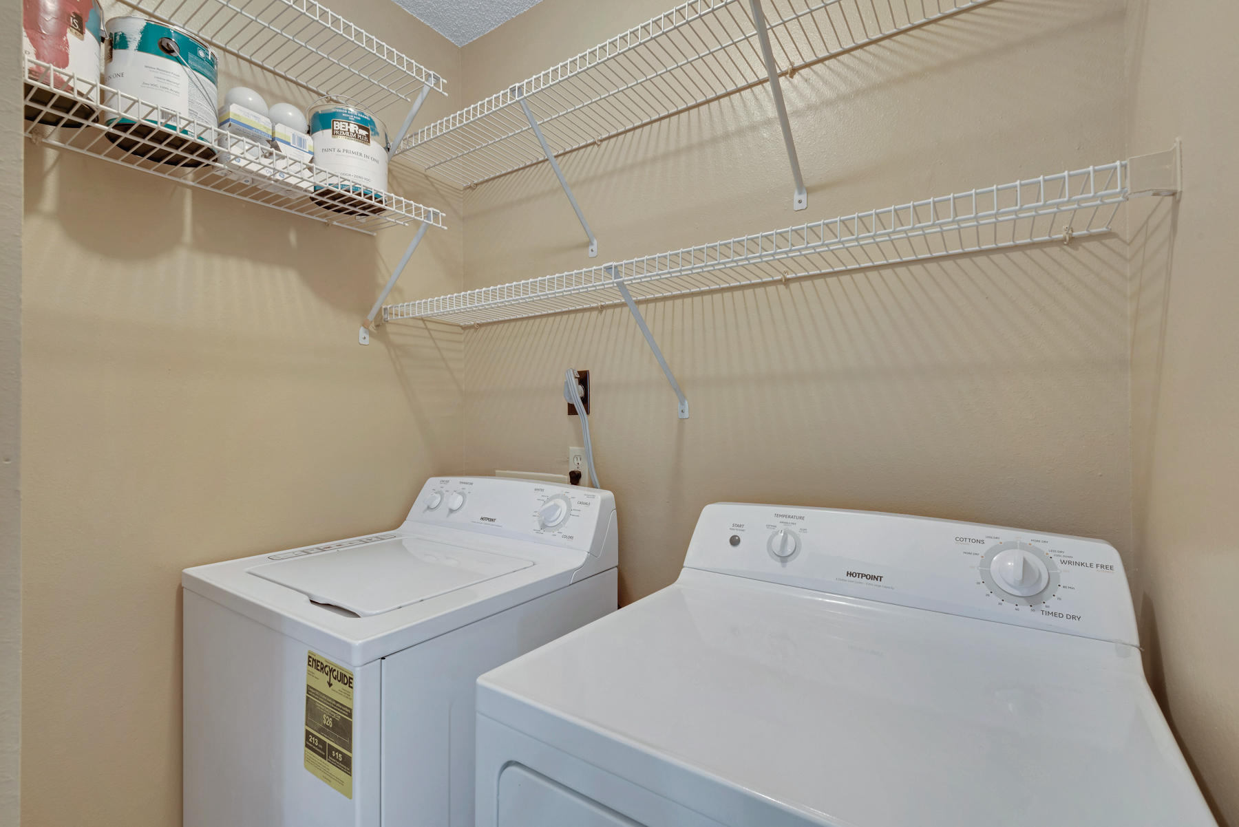 SANDPRINTS CONDO - Residential