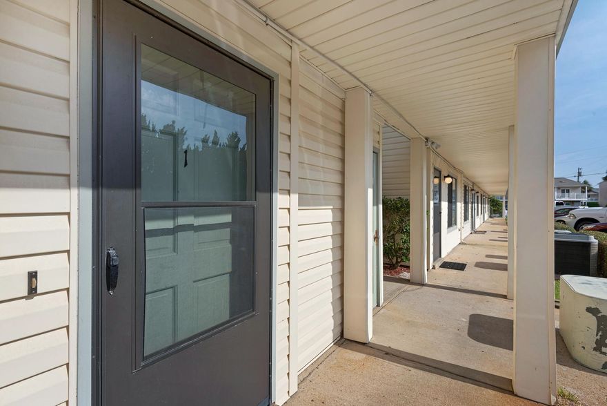 Delightful Sandprints condo in Miramar Beach, steps to the Gulf of Mexico! Beautifully decorated one bedroom, first floor unit with new paint, brand new carpet! The kitchen is bright with a tile backsplash, tile floor and breakfast bar with recessed lighting that overlooks the living room. Bedroom accesses laundry room, views to grounds and community pool. A five-minute walk will take you the Gulf of Mexico beach and the renowned Pompano Joe's restaurant on the beach. Hike or bike for miles out your door. Shop nearby at Silver Sands, Baytowne Wharf, Grand Boulevard, Destin Commons and more where you can also dine well! This attractively priced unit will open the door to your vacation dream!