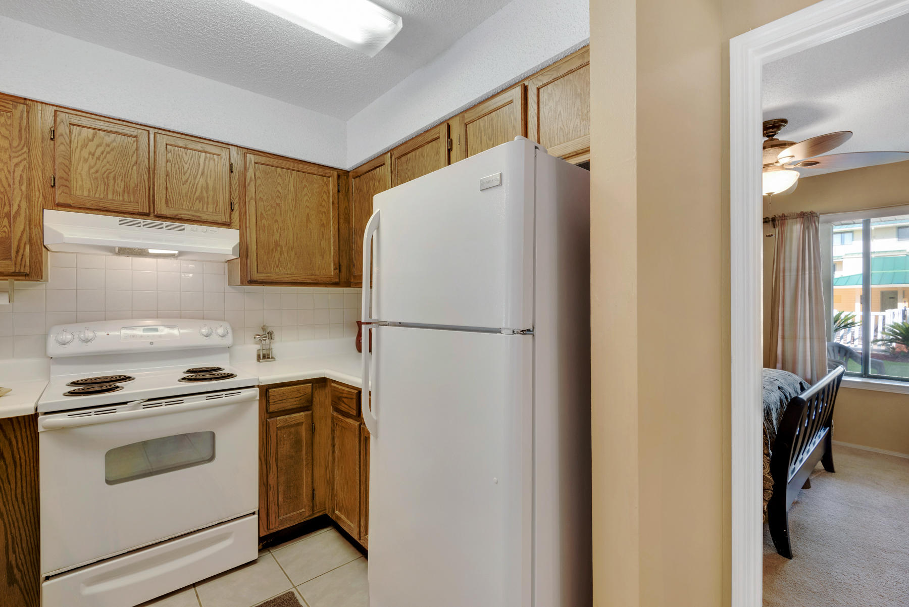 SANDPRINTS CONDO - Residential