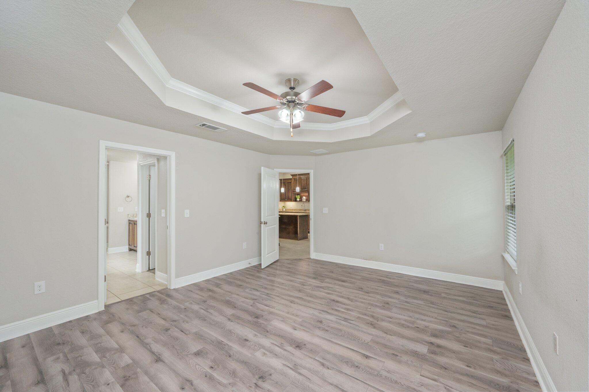 FOX VALLEY - Residential