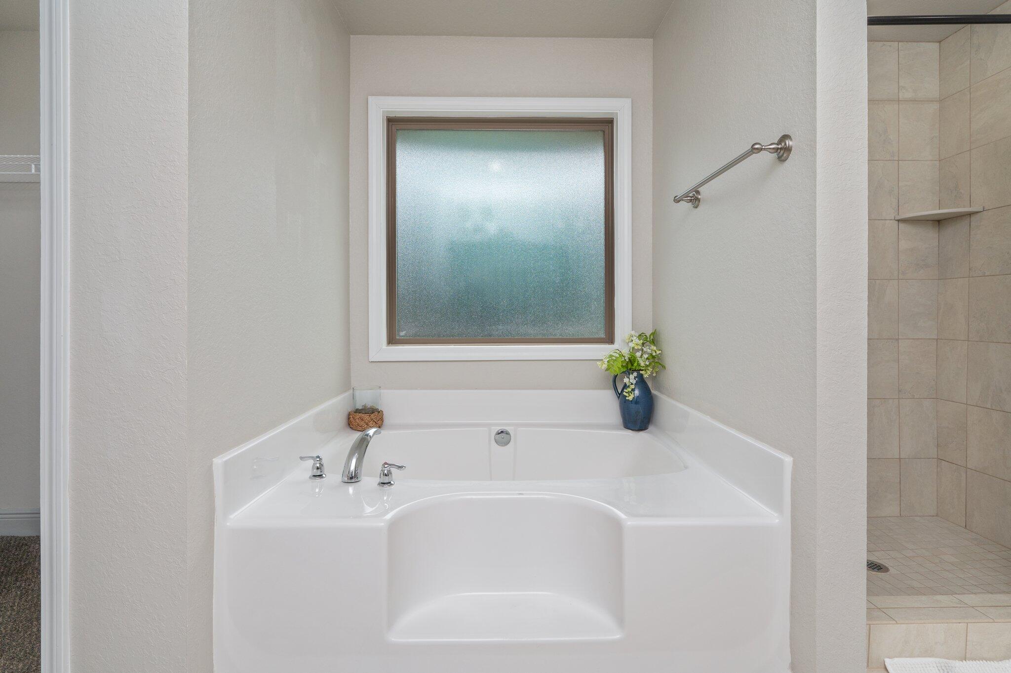 FOX VALLEY - Residential