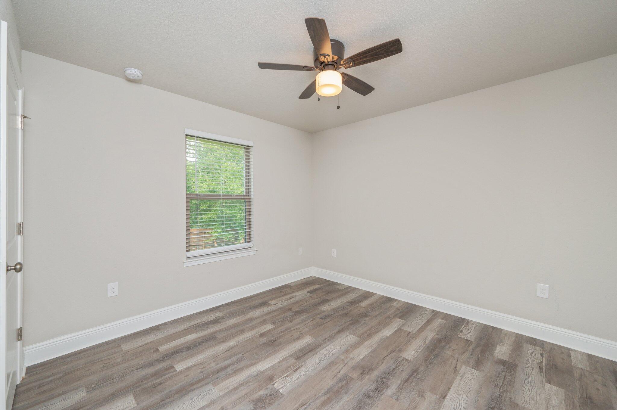 FOX VALLEY - Residential