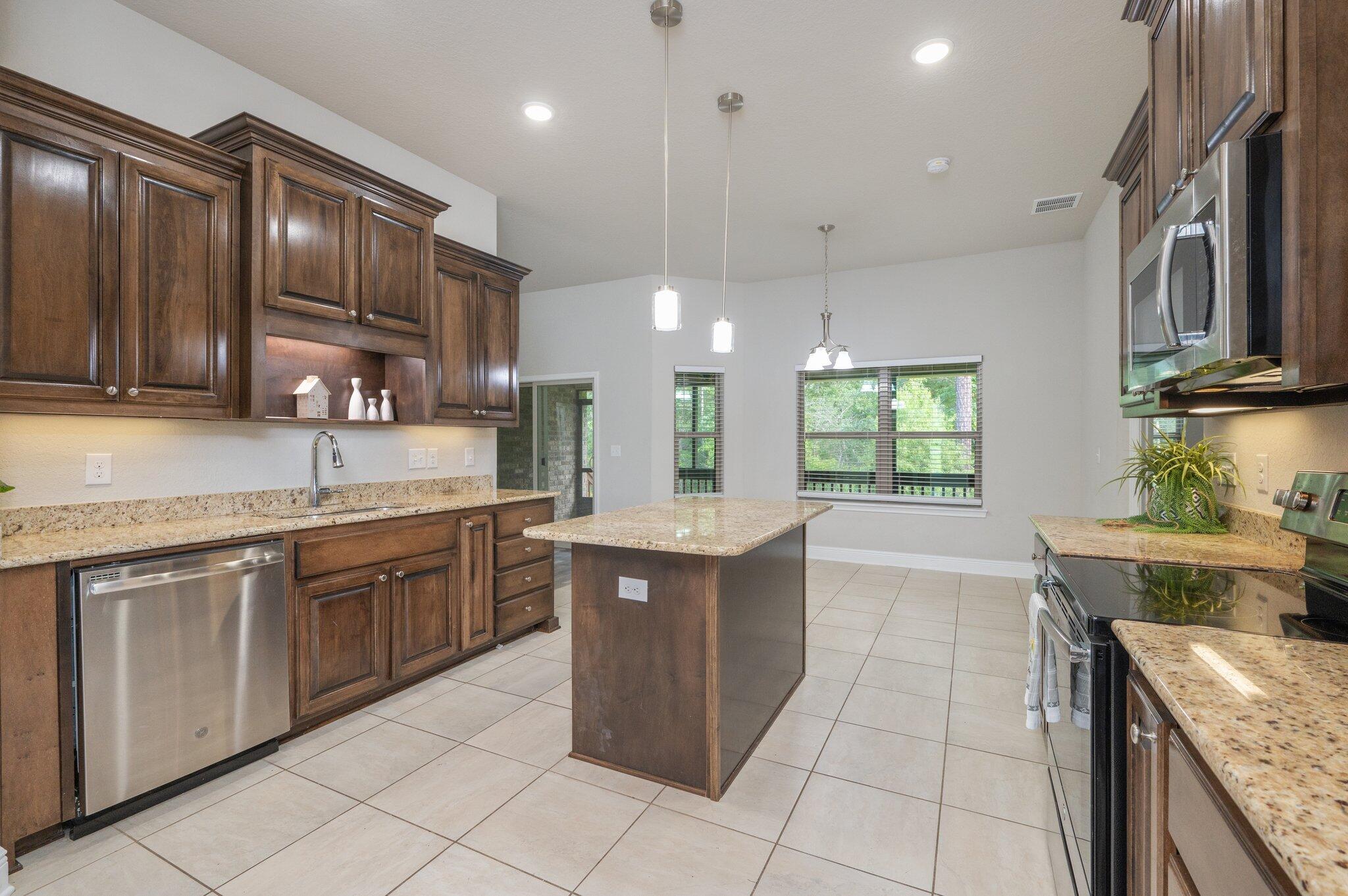 FOX VALLEY - Residential