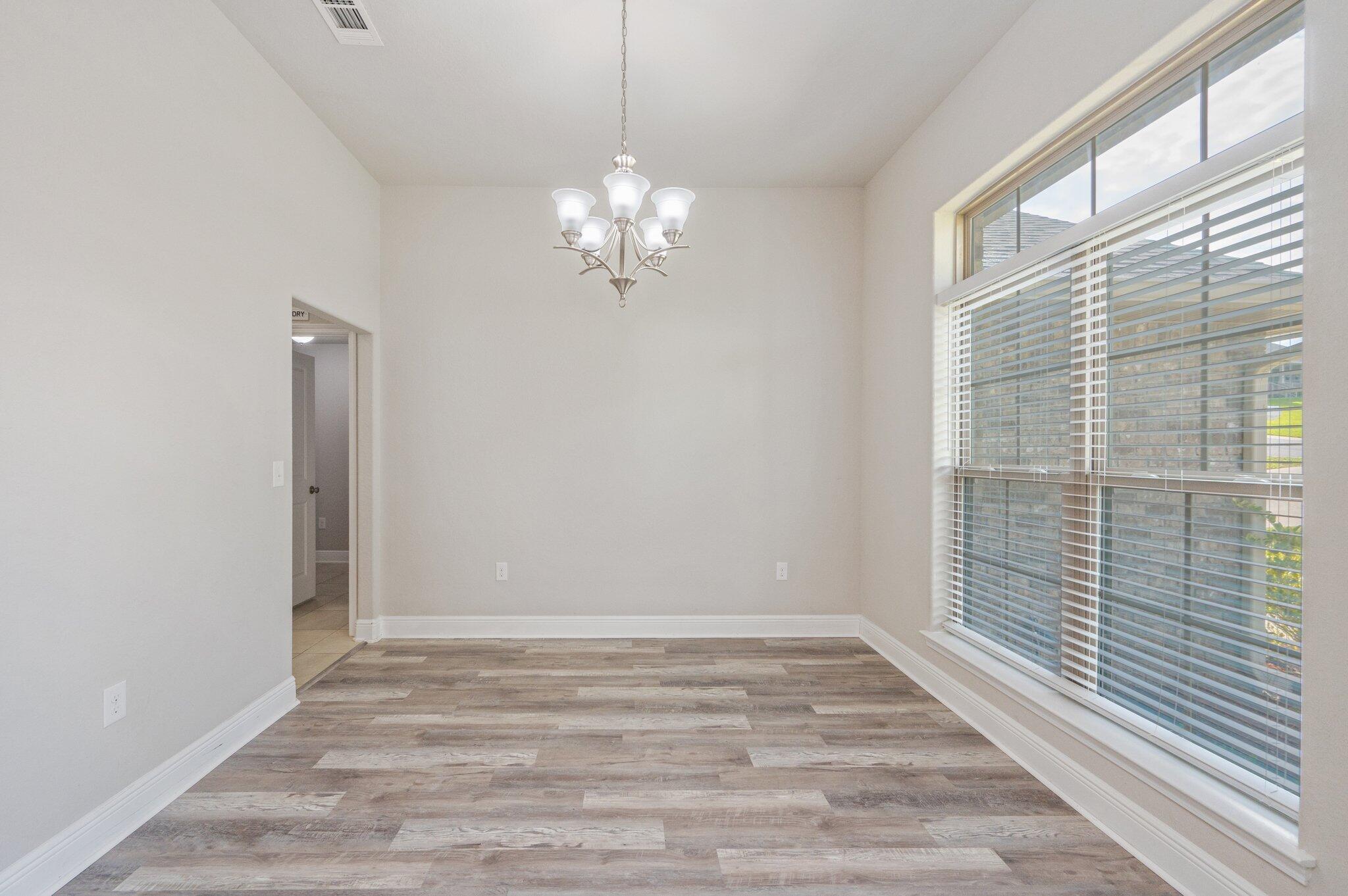 FOX VALLEY - Residential