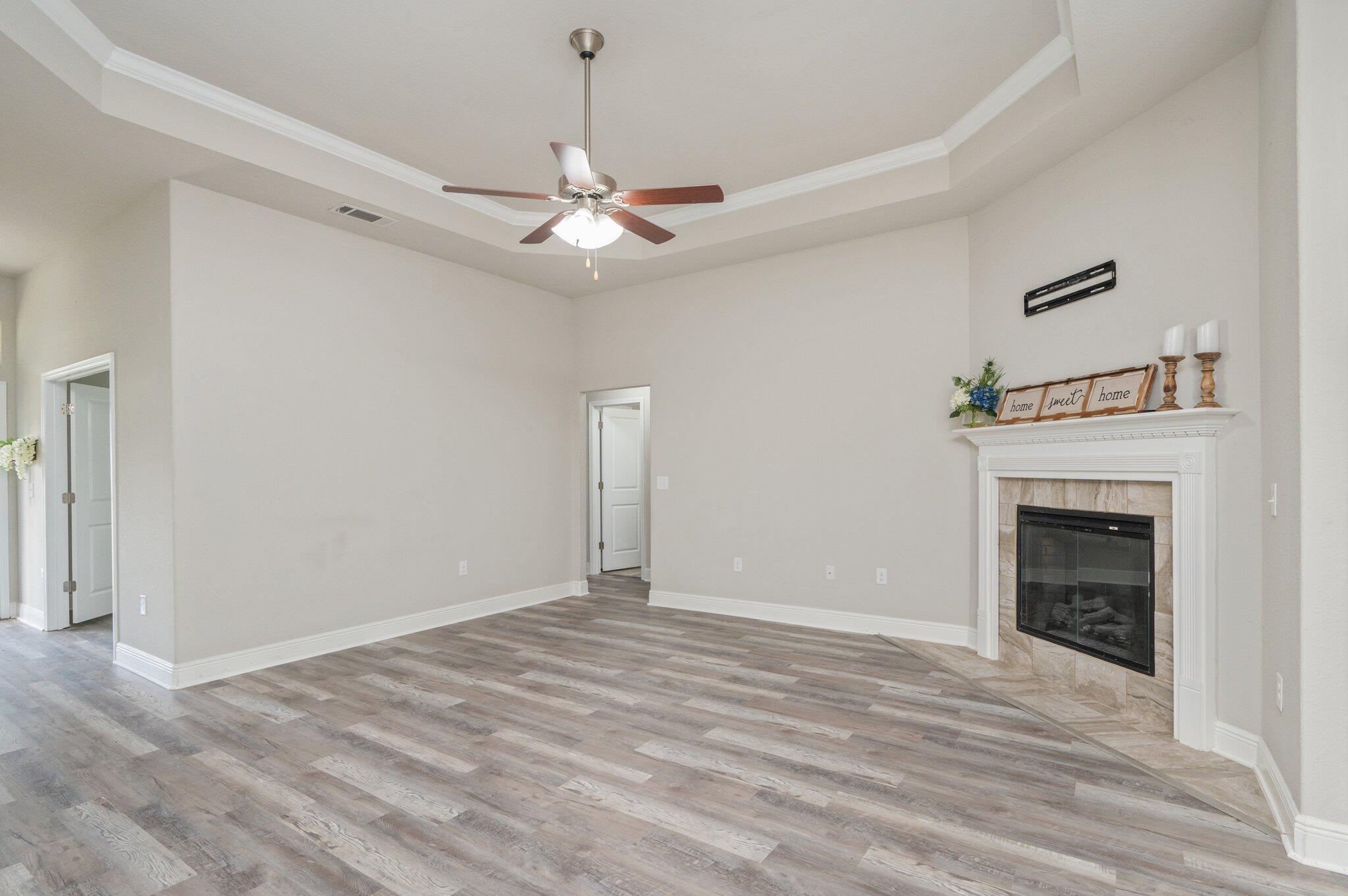 FOX VALLEY - Residential
