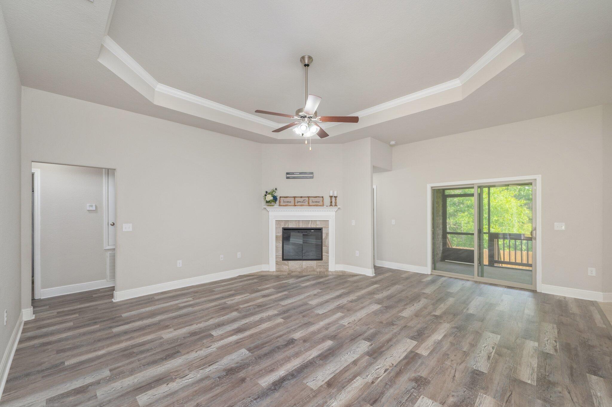 FOX VALLEY - Residential