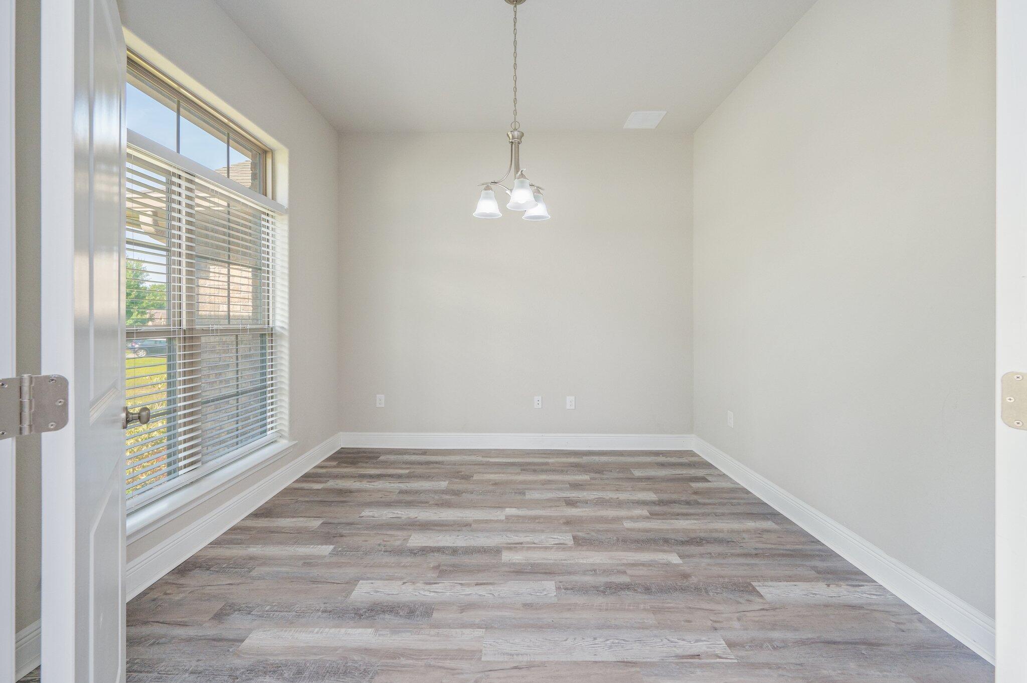 FOX VALLEY - Residential