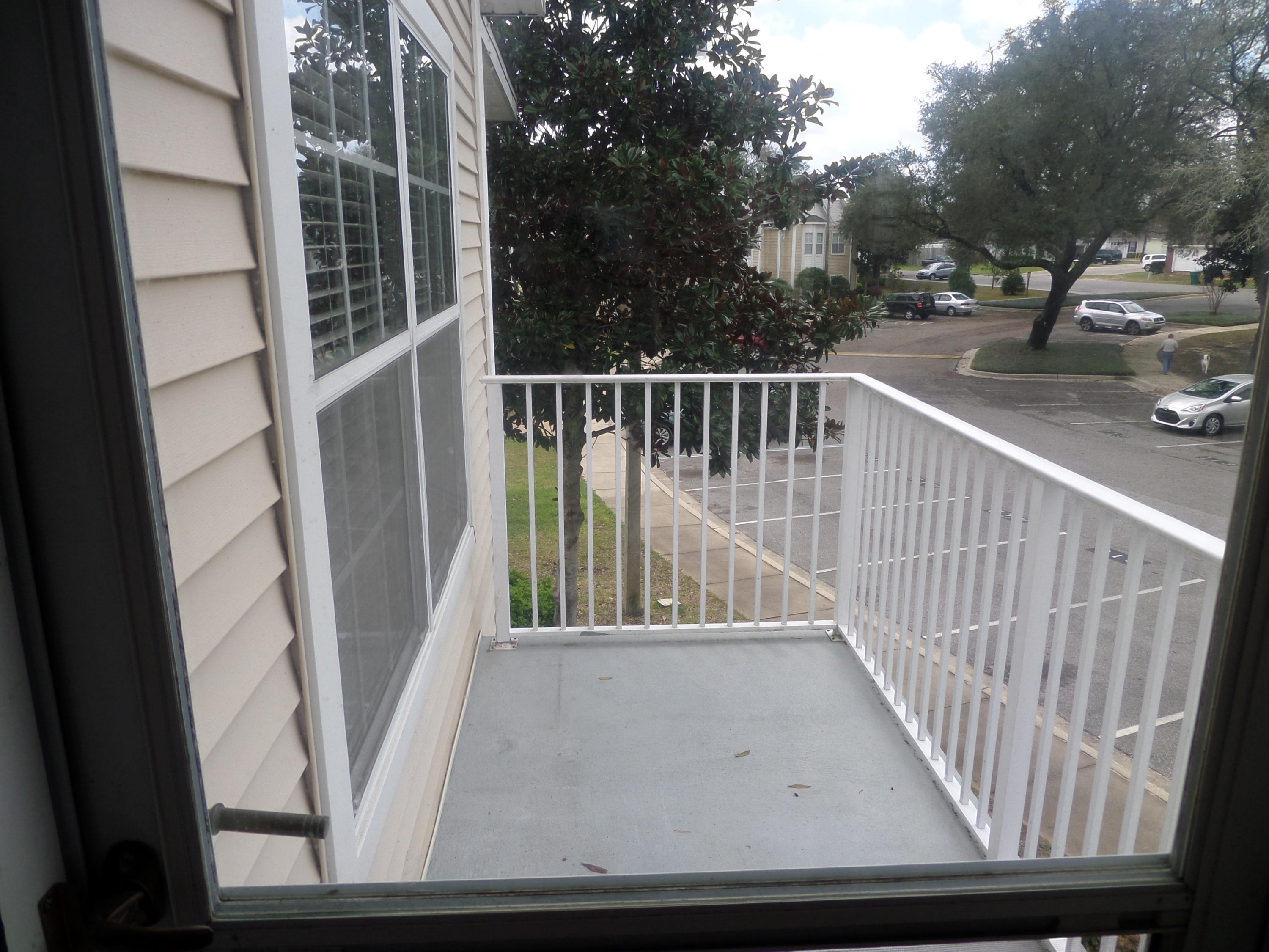 THE OAKS AT NICEVILLE - Residential