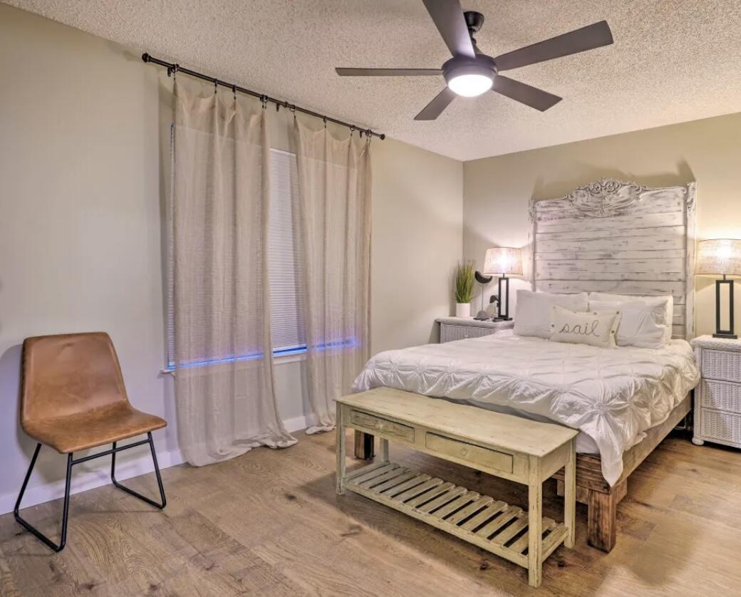 PIRATES COVE INLET CONDO - Residential