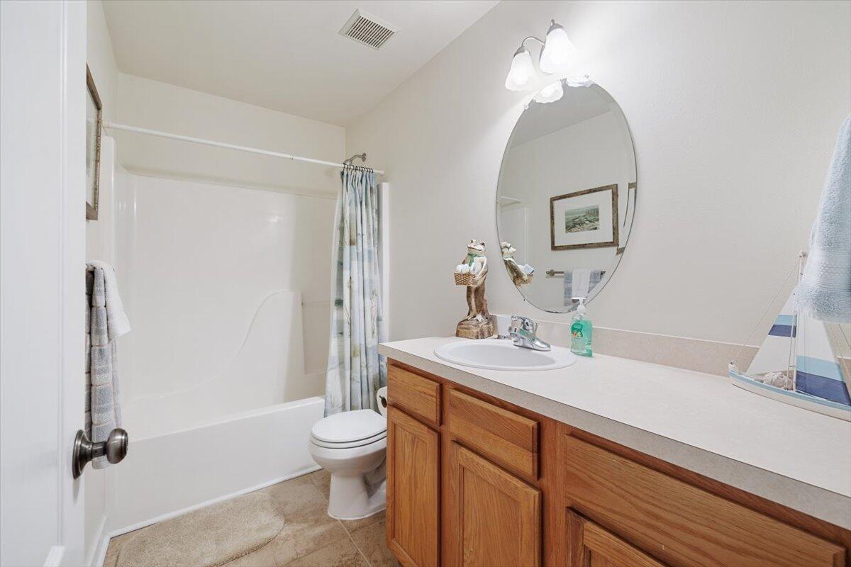 Twin Lakes Ph II - Residential