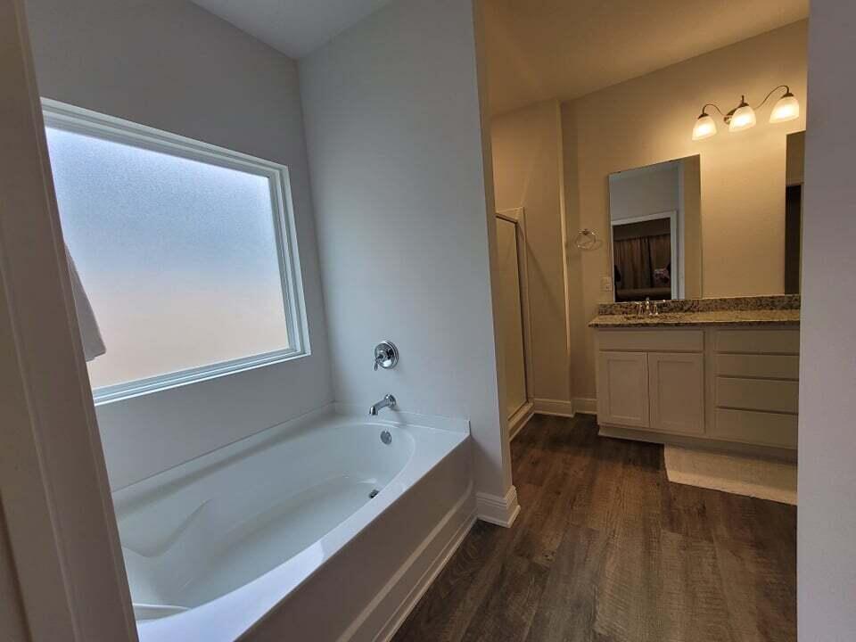 HERITAGE OAKS 1ST ADDN - Residential