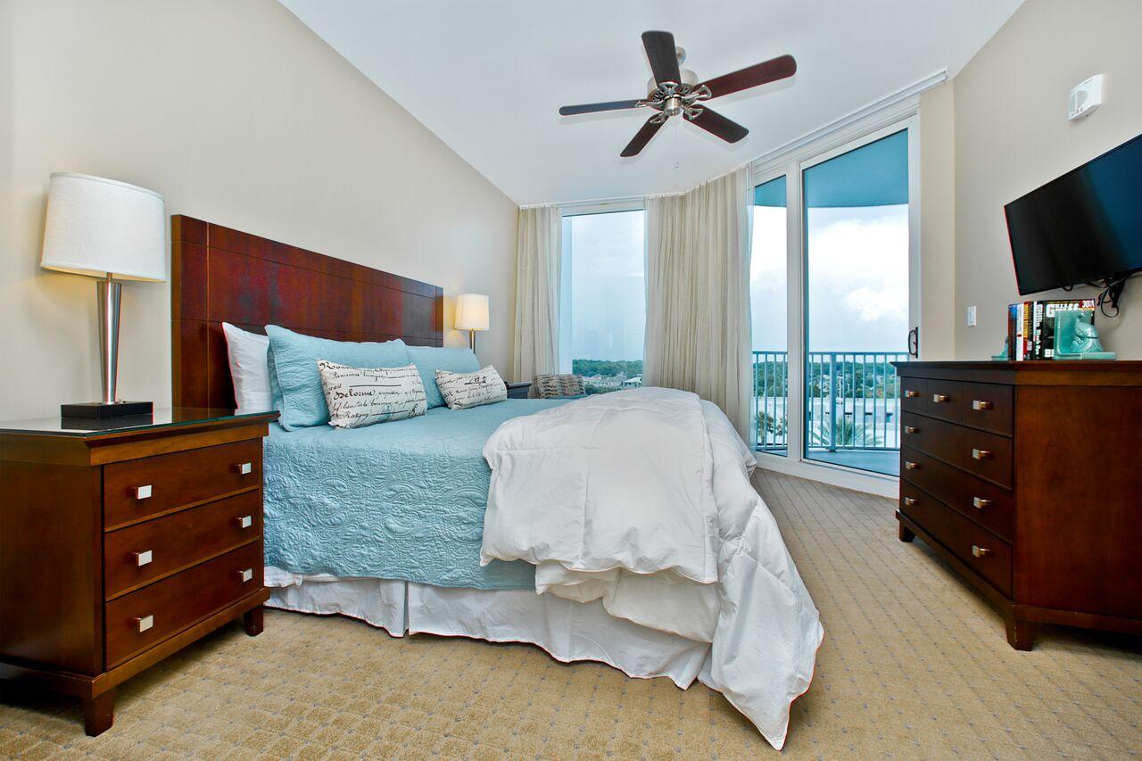 THE PALMS OF DESTIN - Residential