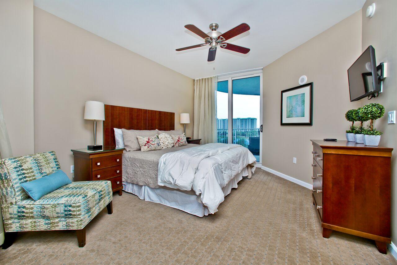 THE PALMS OF DESTIN - Residential