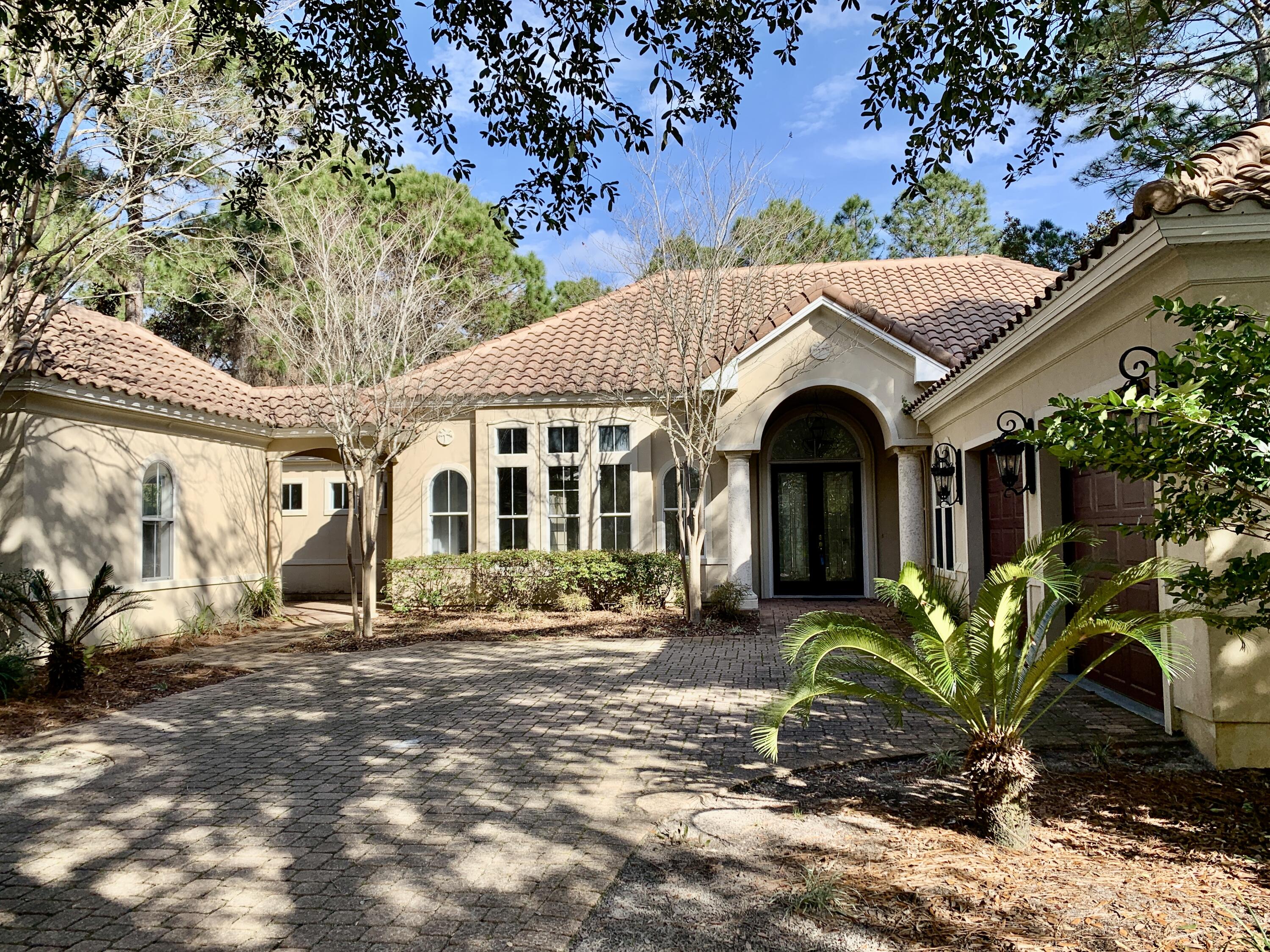 TROON DRIVE - Residential