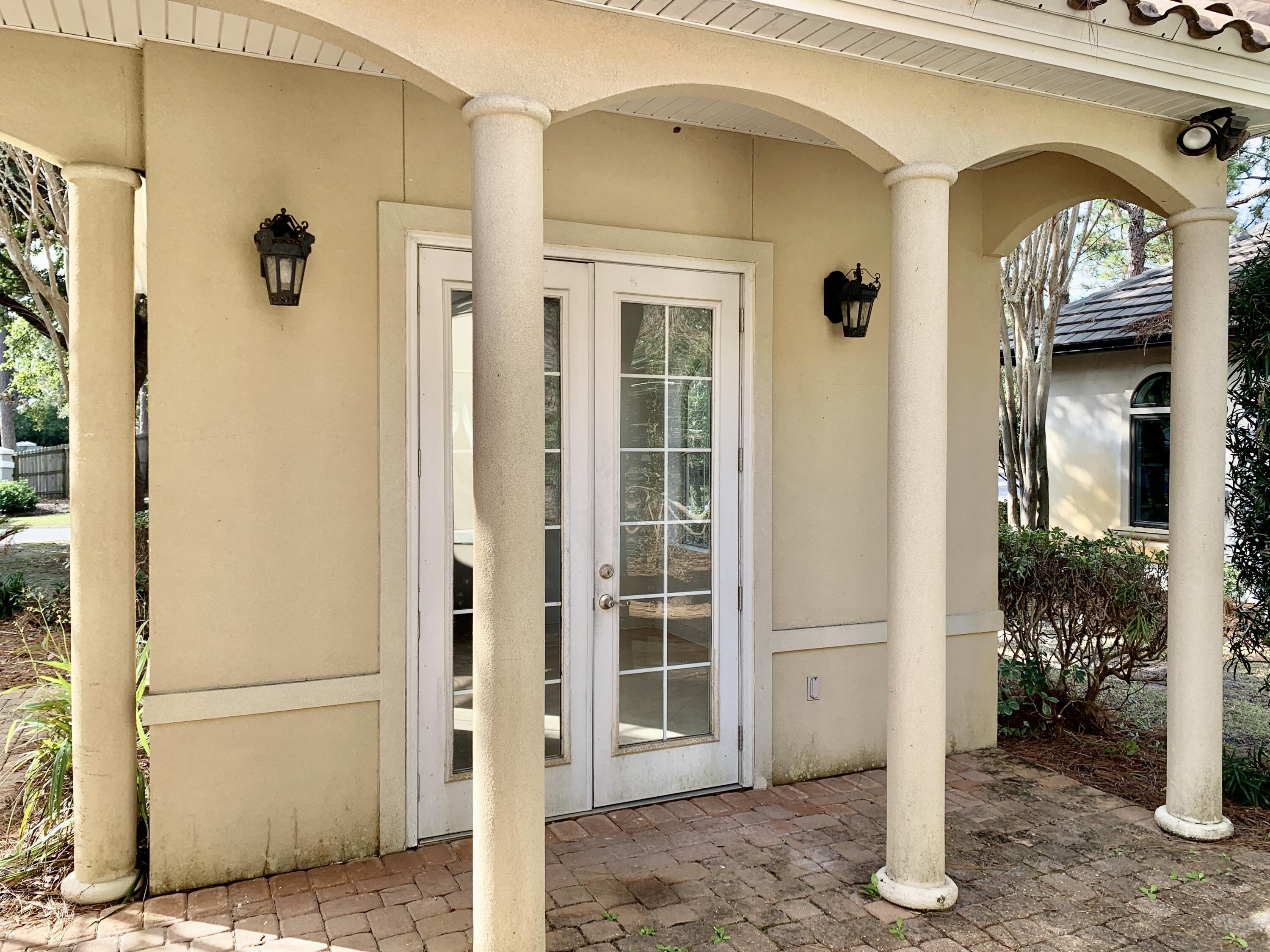 TROON DRIVE - Residential