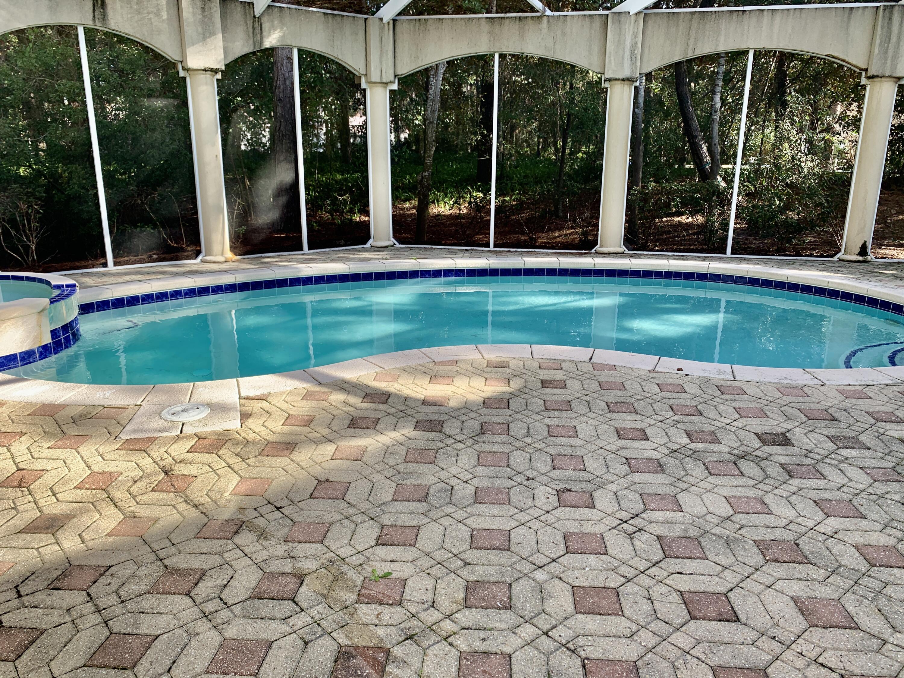 TROON DRIVE - Residential