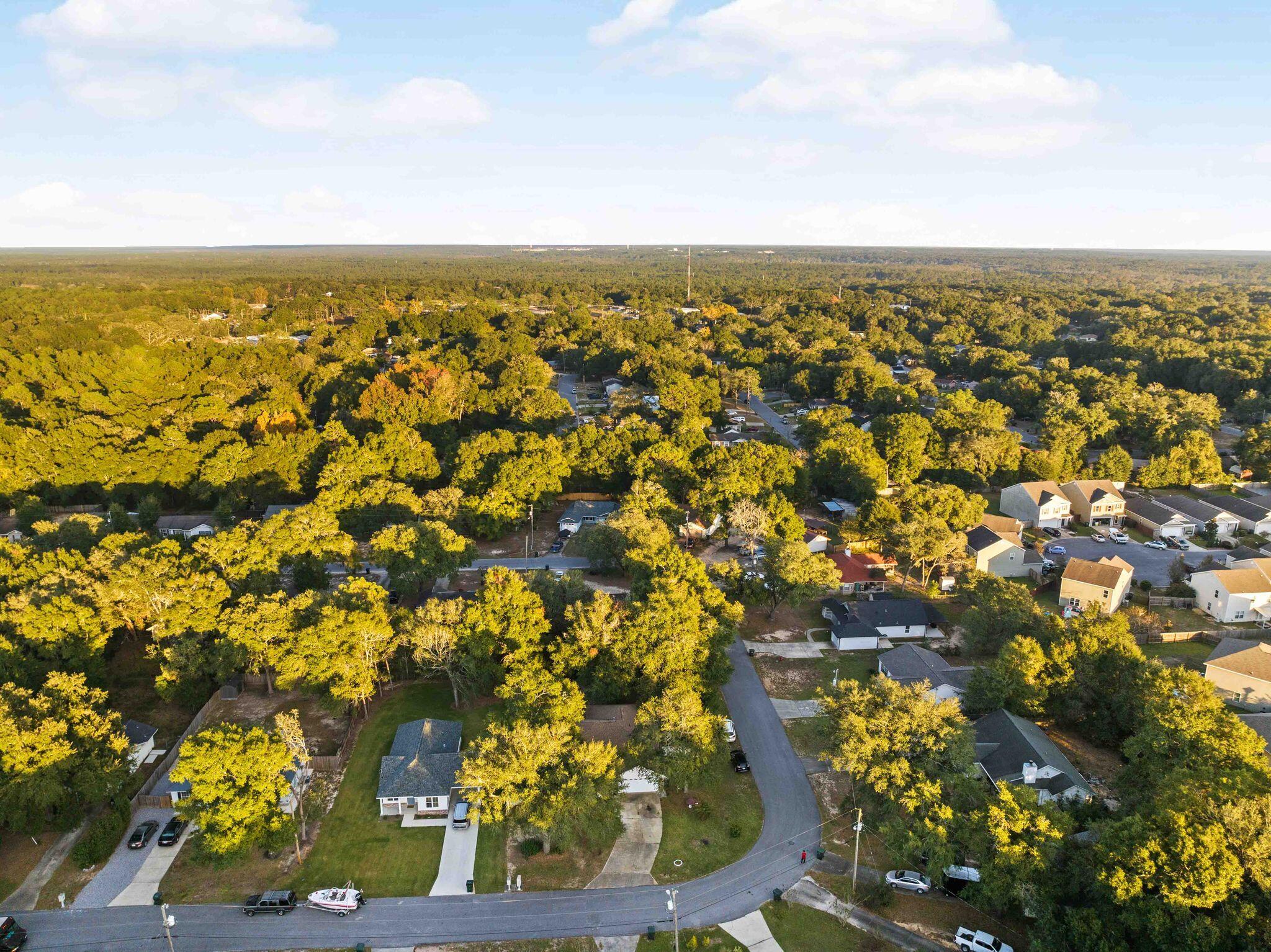 CHARLESTON OAKS - Residential