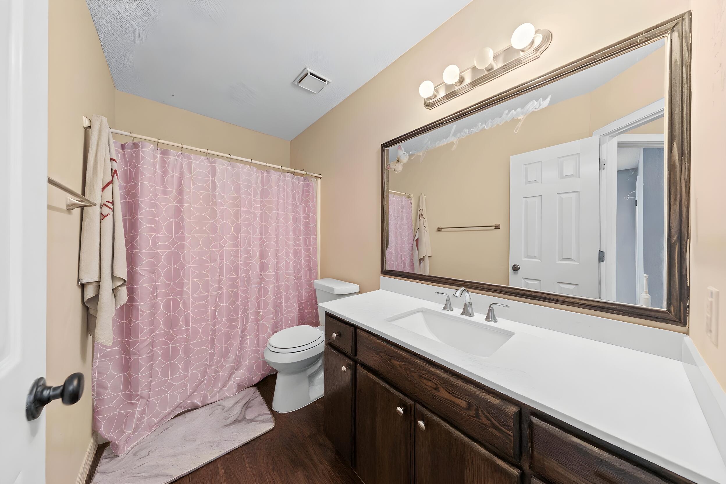 CHARLESTON OAKS - Residential