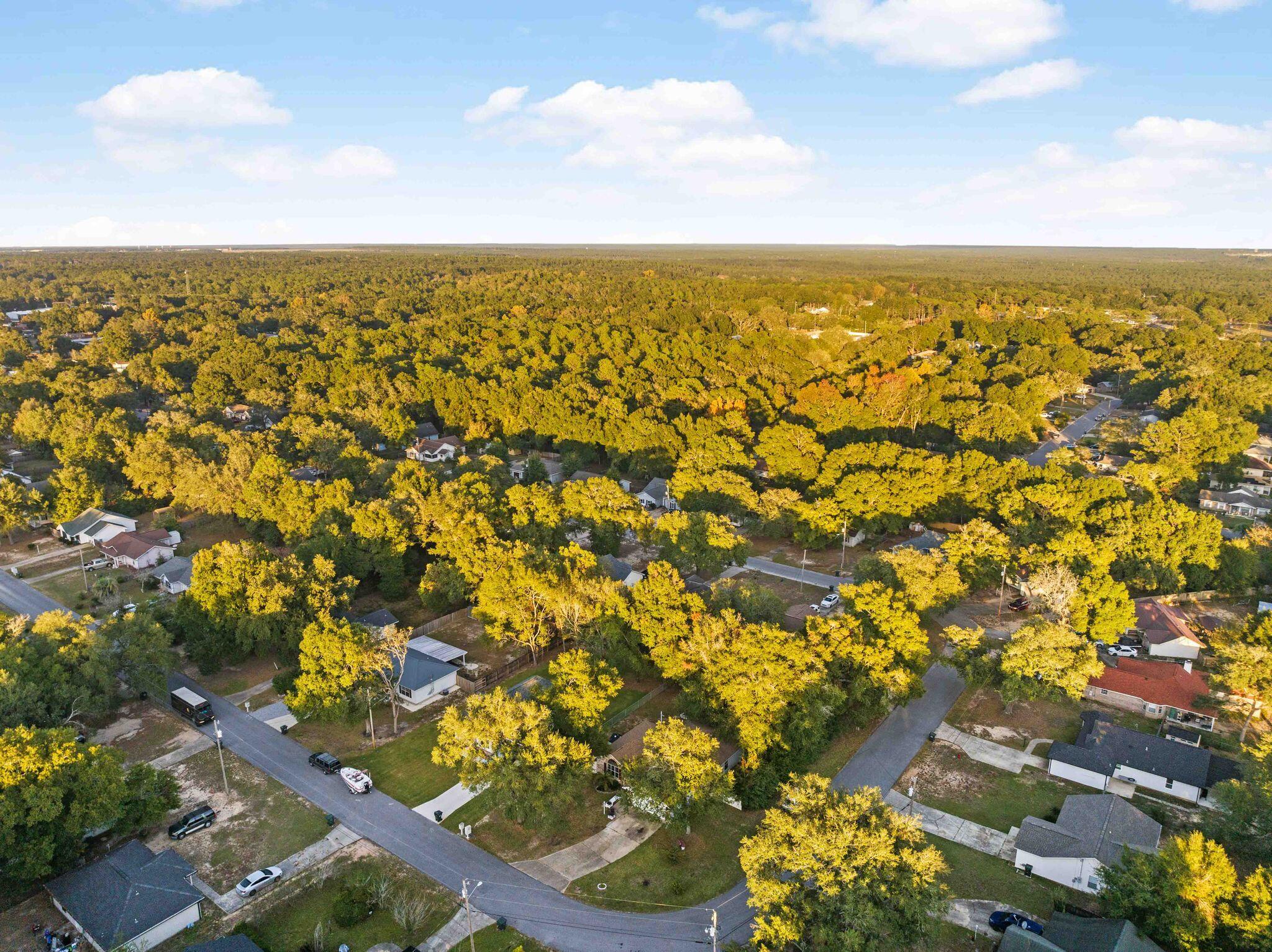 CHARLESTON OAKS - Residential