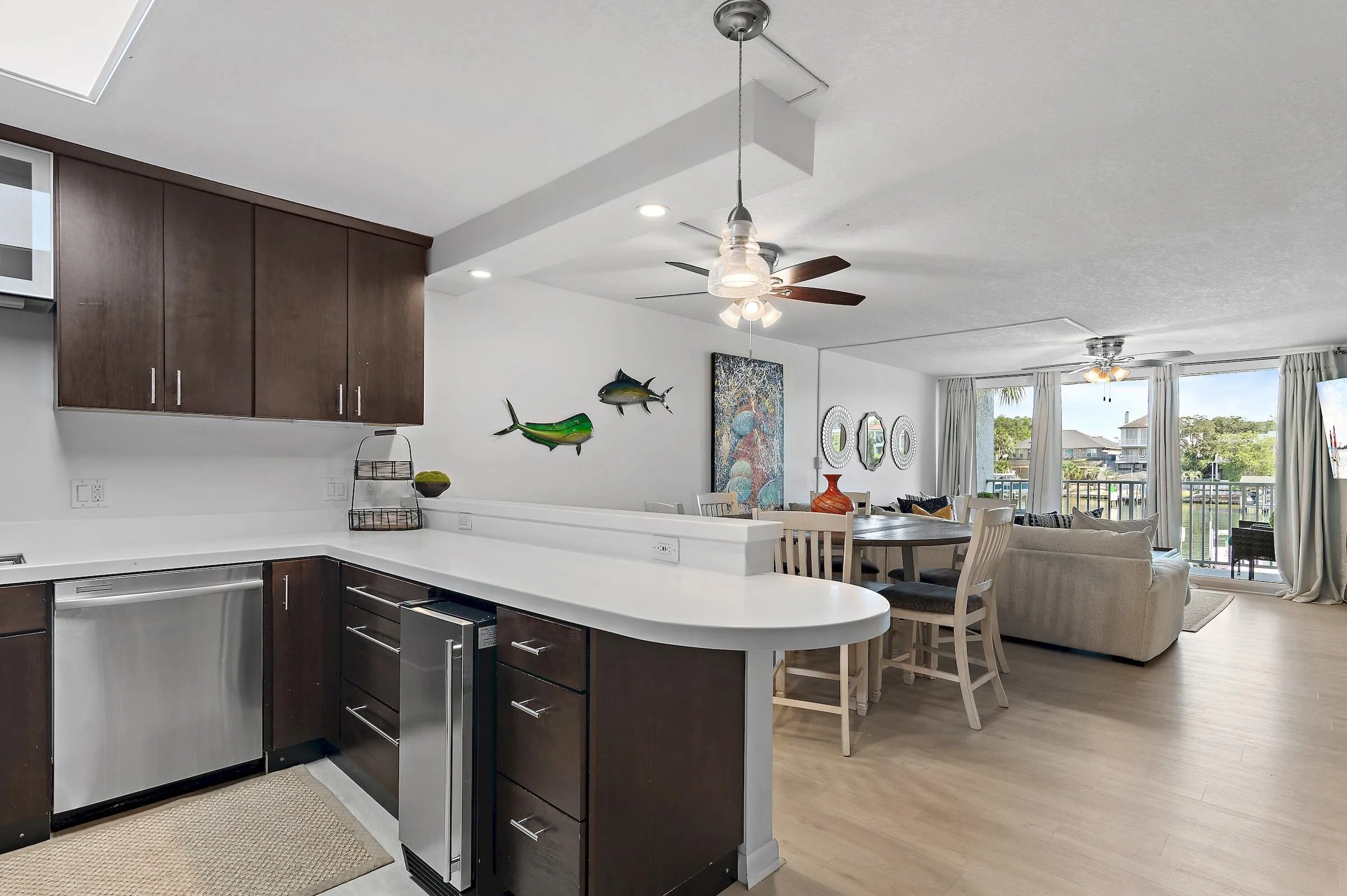 Destin, Florida 32541, United States, 2 Bedrooms Bedrooms, ,2 BathroomsBathrooms,Residential,Active,93874