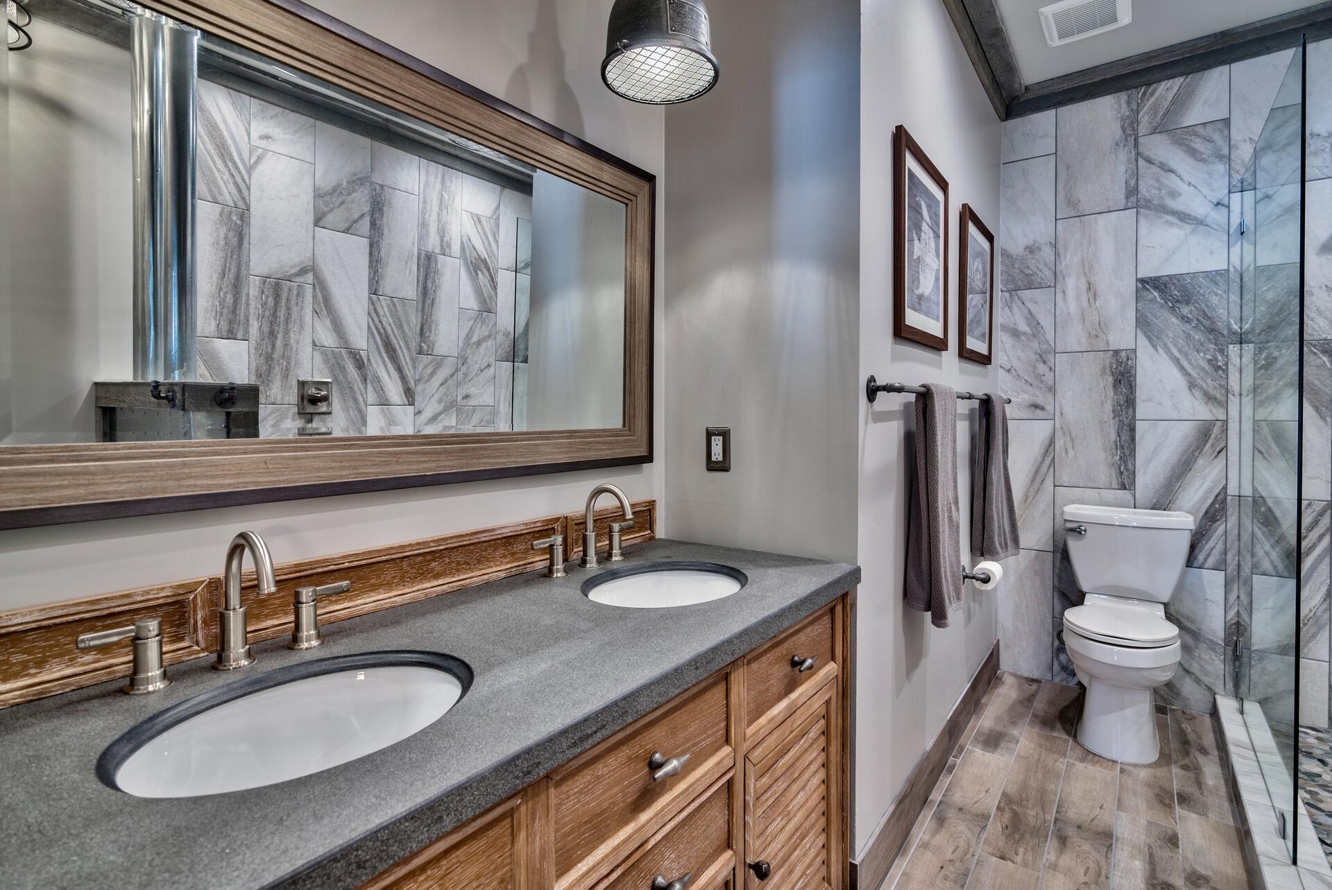 PAVILION PALMS - Residential