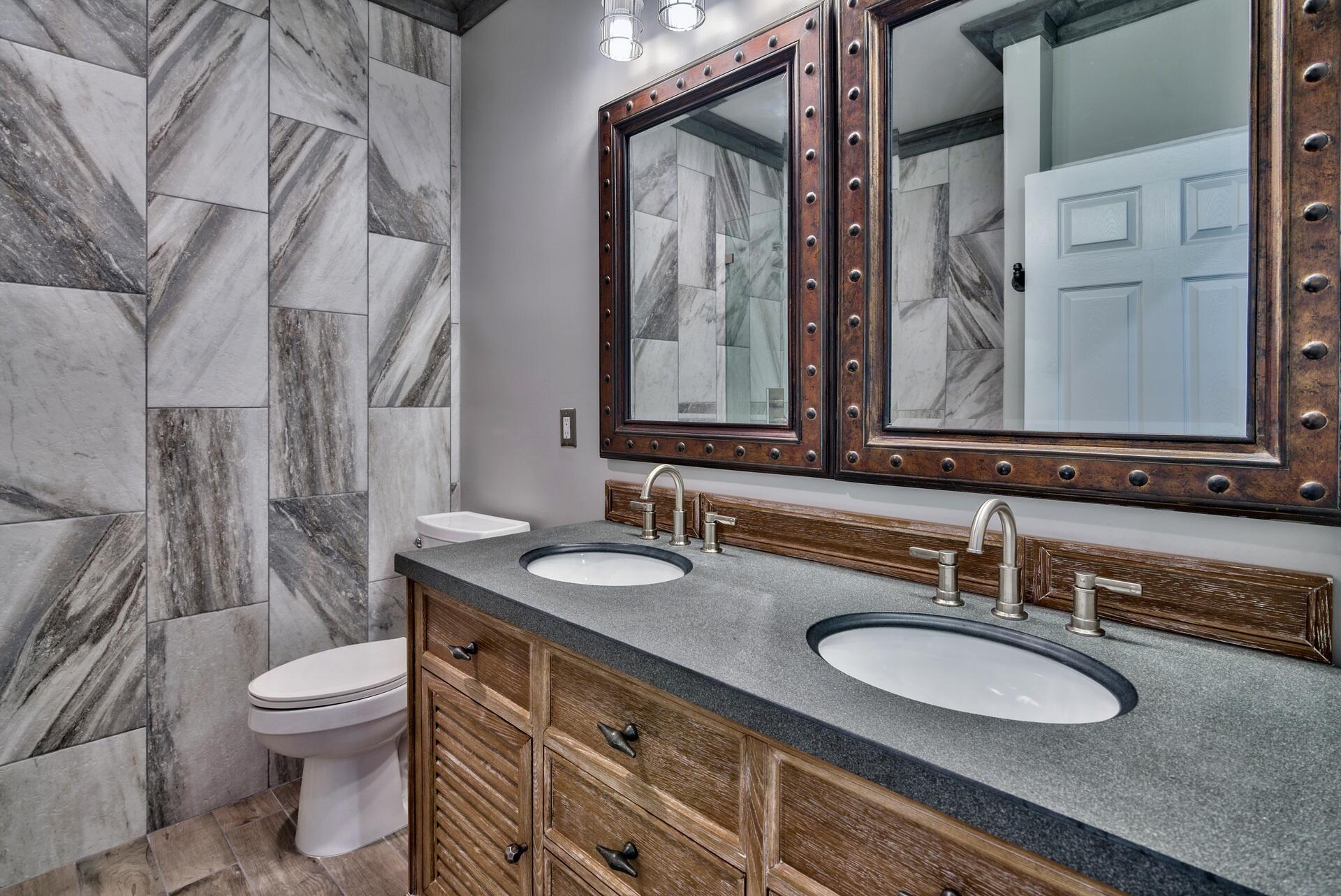 PAVILION PALMS - Residential