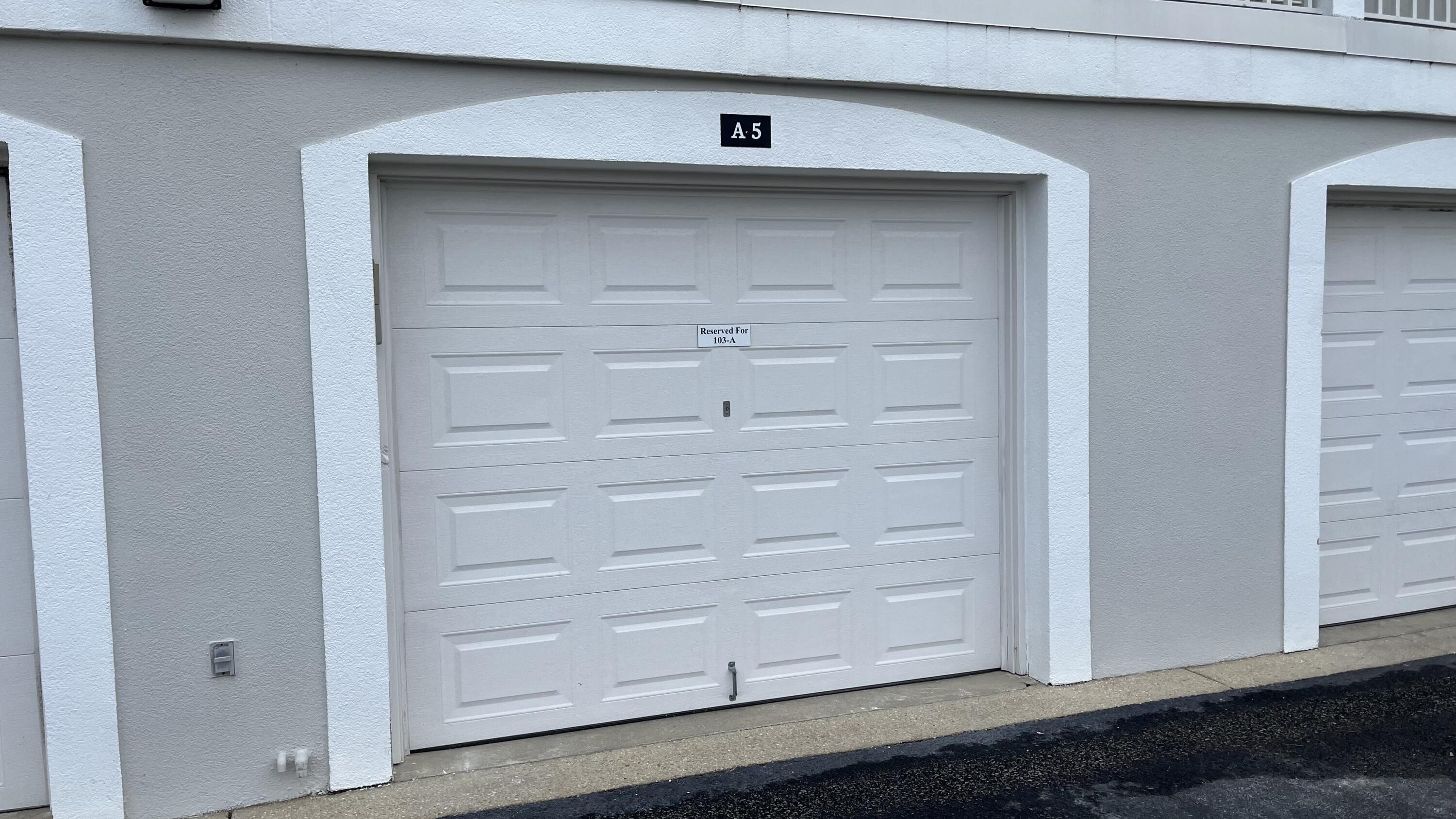 PAVILION PALMS - Residential