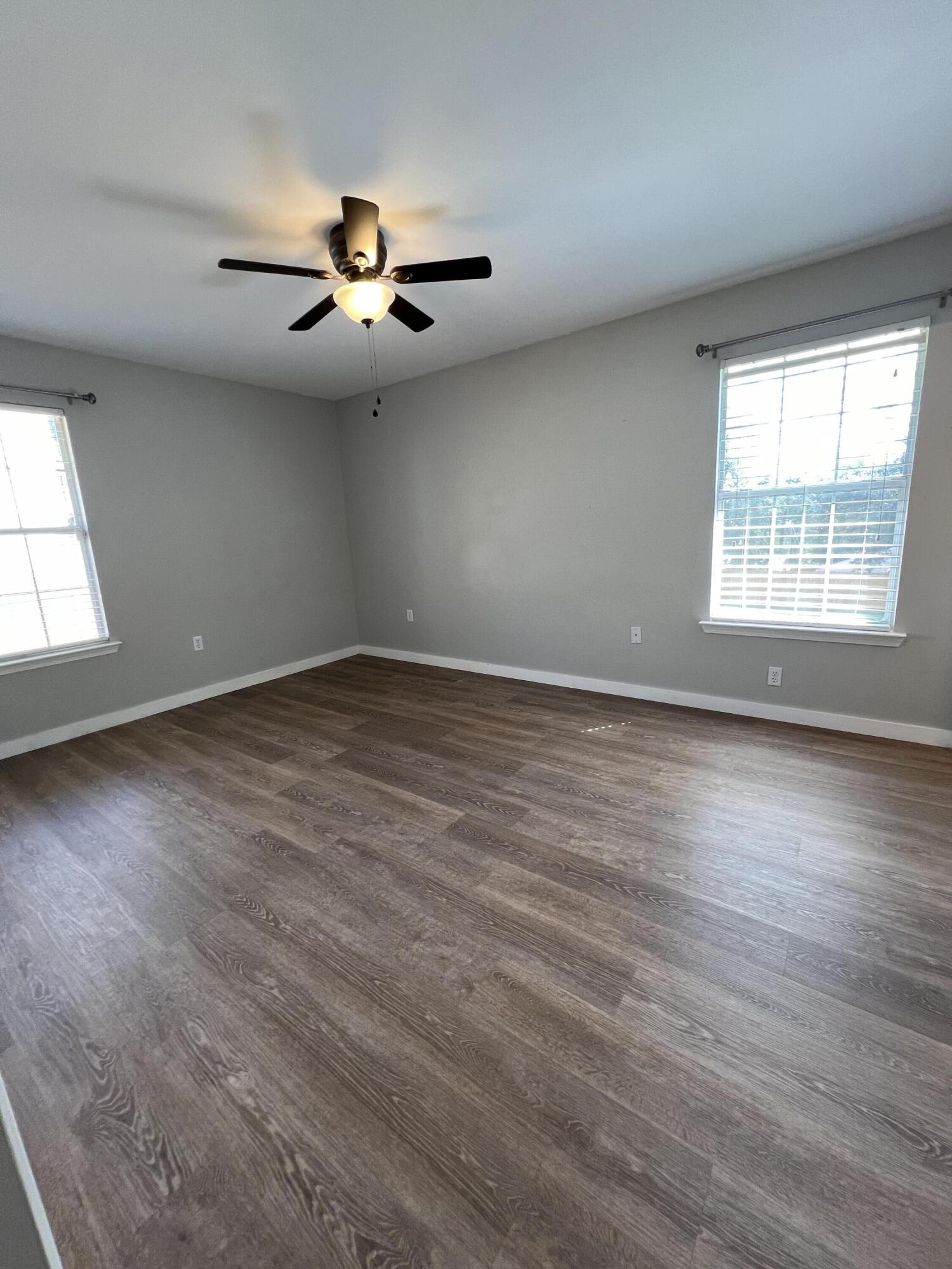NORTHVIEW ESTATES 3RD ADDN - Residential Lease