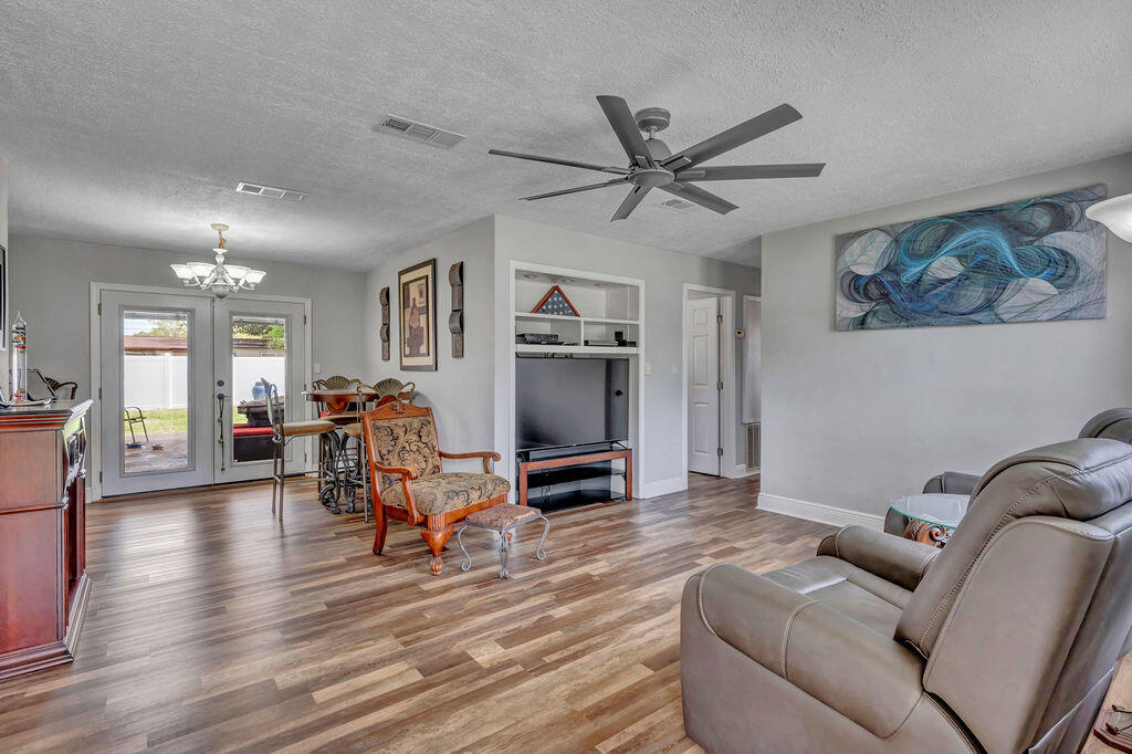 BRYN MAWR PARK 1ST ADDN - Residential