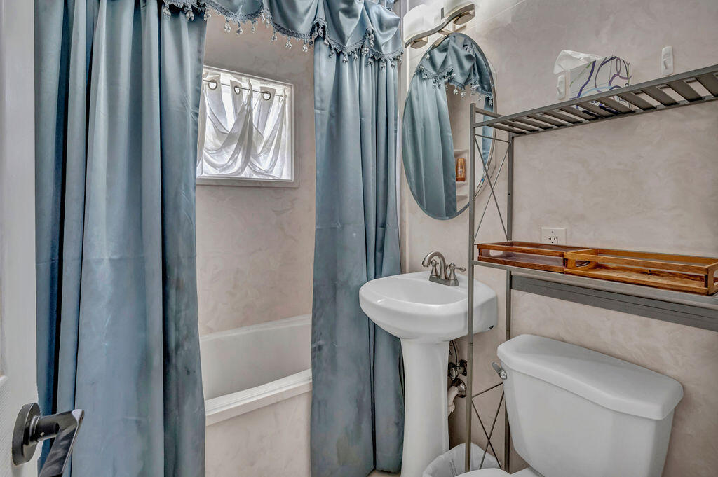 BRYN MAWR PARK 1ST ADDN - Residential