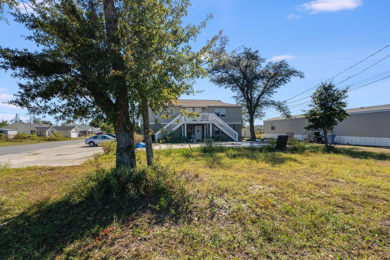 NO RECORDED SUBDIVISION - Land