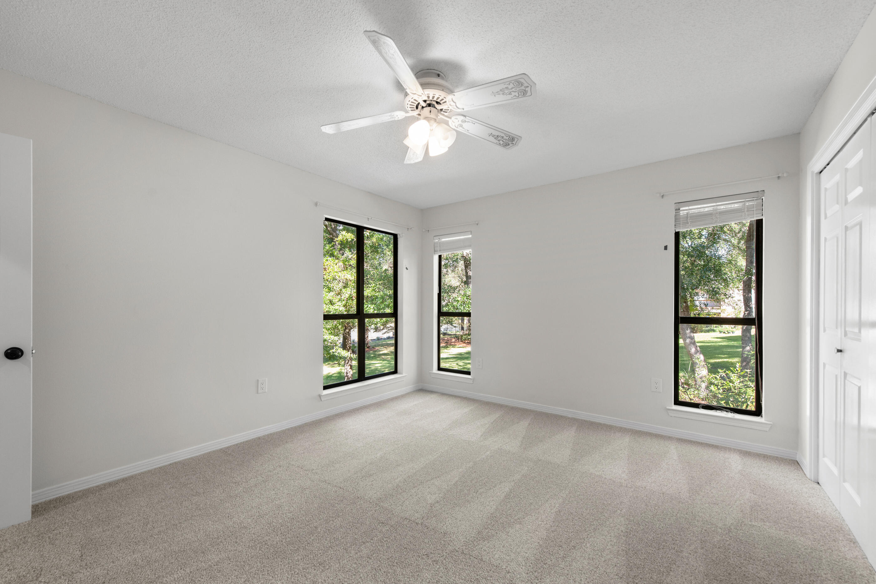 ROCKY BAYOU COUNTRY CLUB ESTATES 3 - Residential