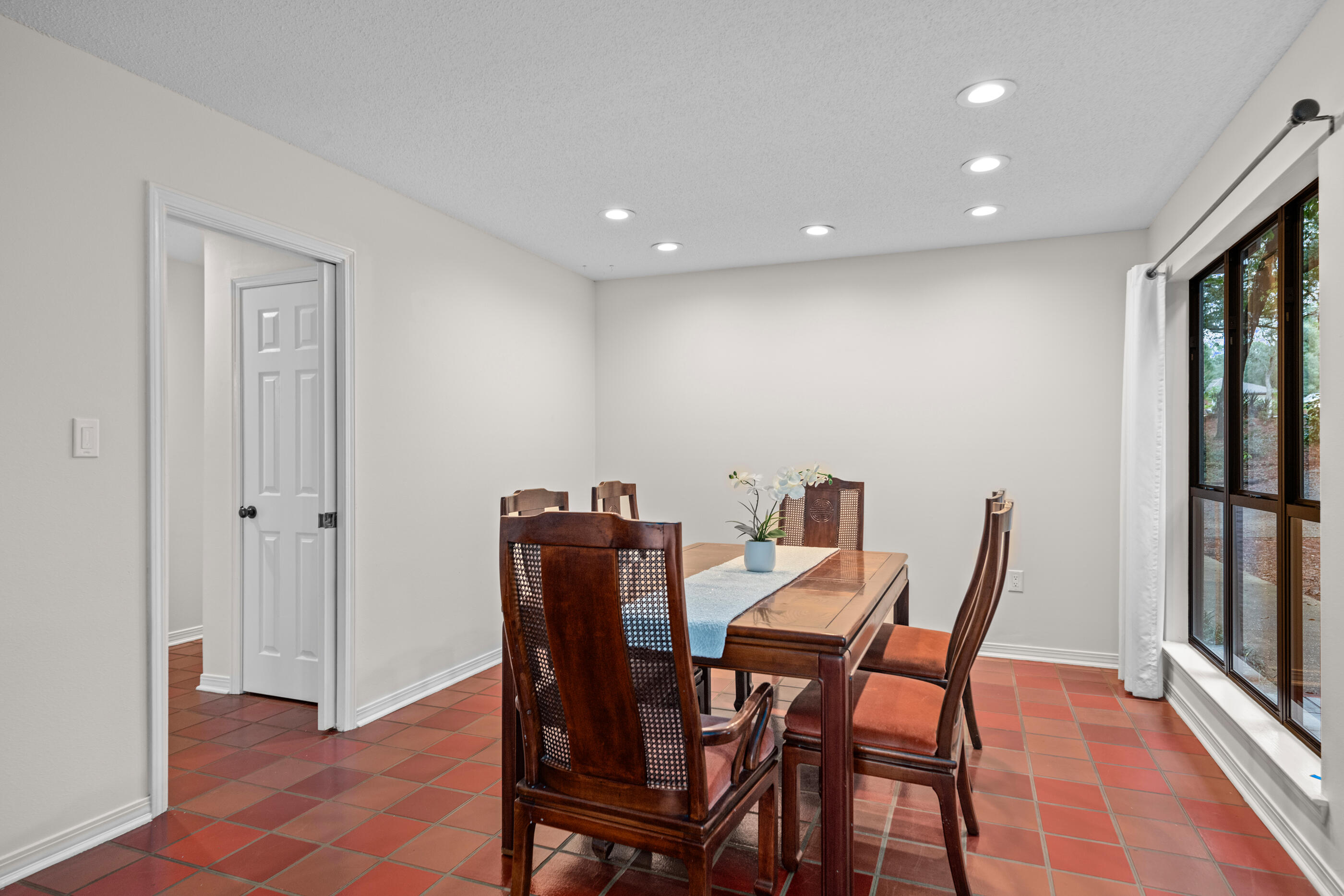 ROCKY BAYOU COUNTRY CLUB ESTATES 3 - Residential