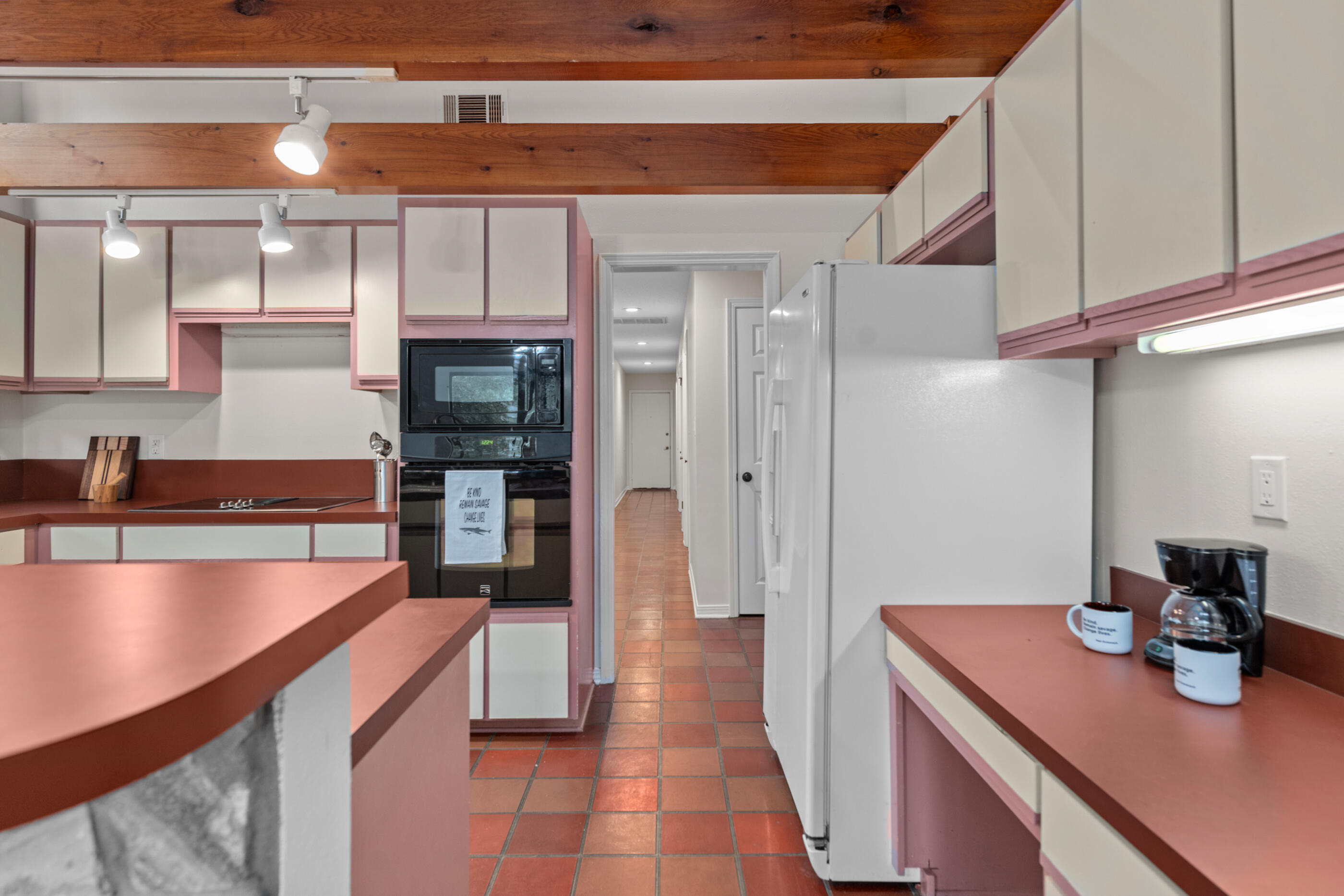 ROCKY BAYOU COUNTRY CLUB ESTATES 3 - Residential