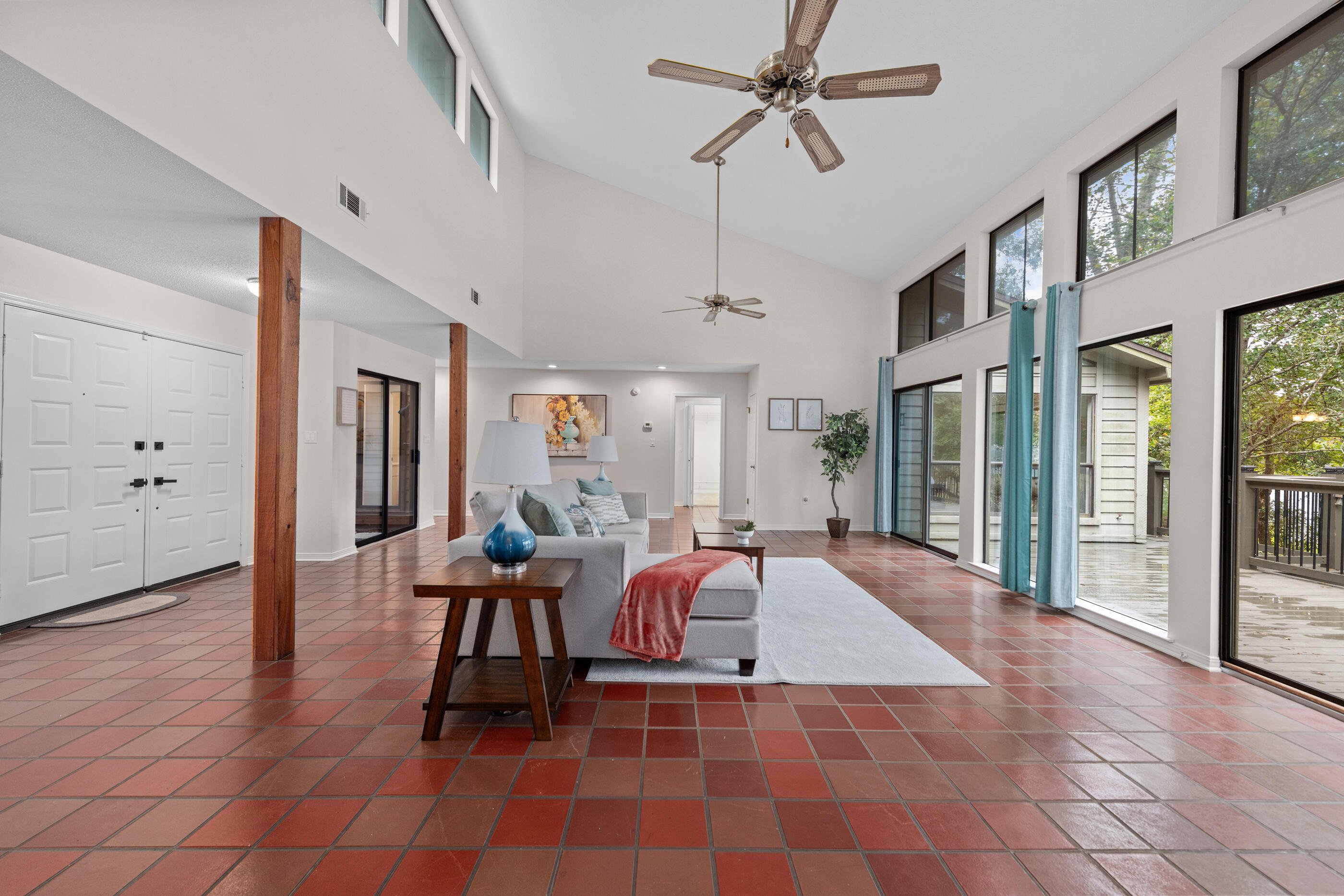 ROCKY BAYOU COUNTRY CLUB ESTATES 3 - Residential