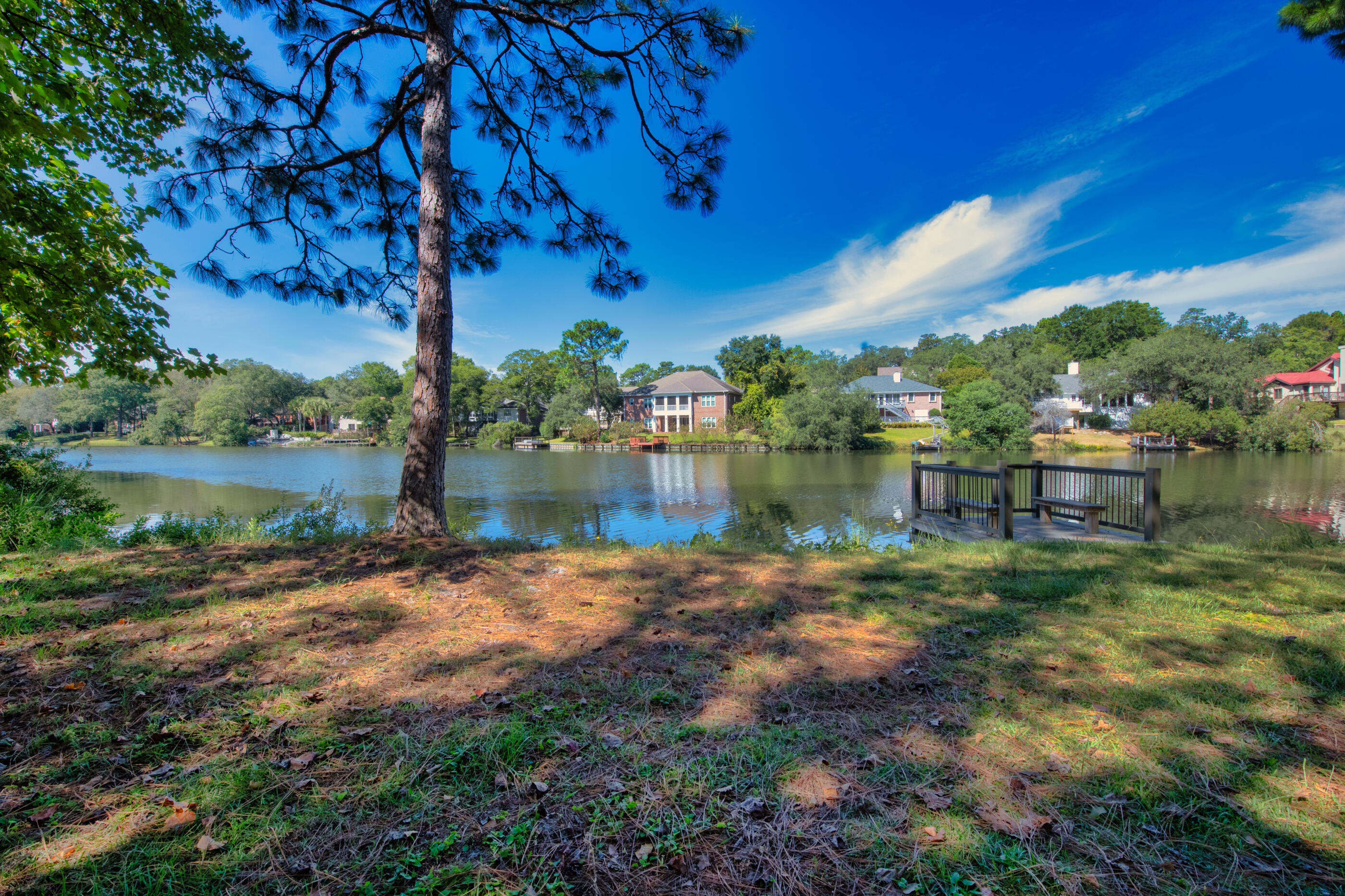 ROCKY BAYOU COUNTRY CLUB ESTATES 3 - Residential