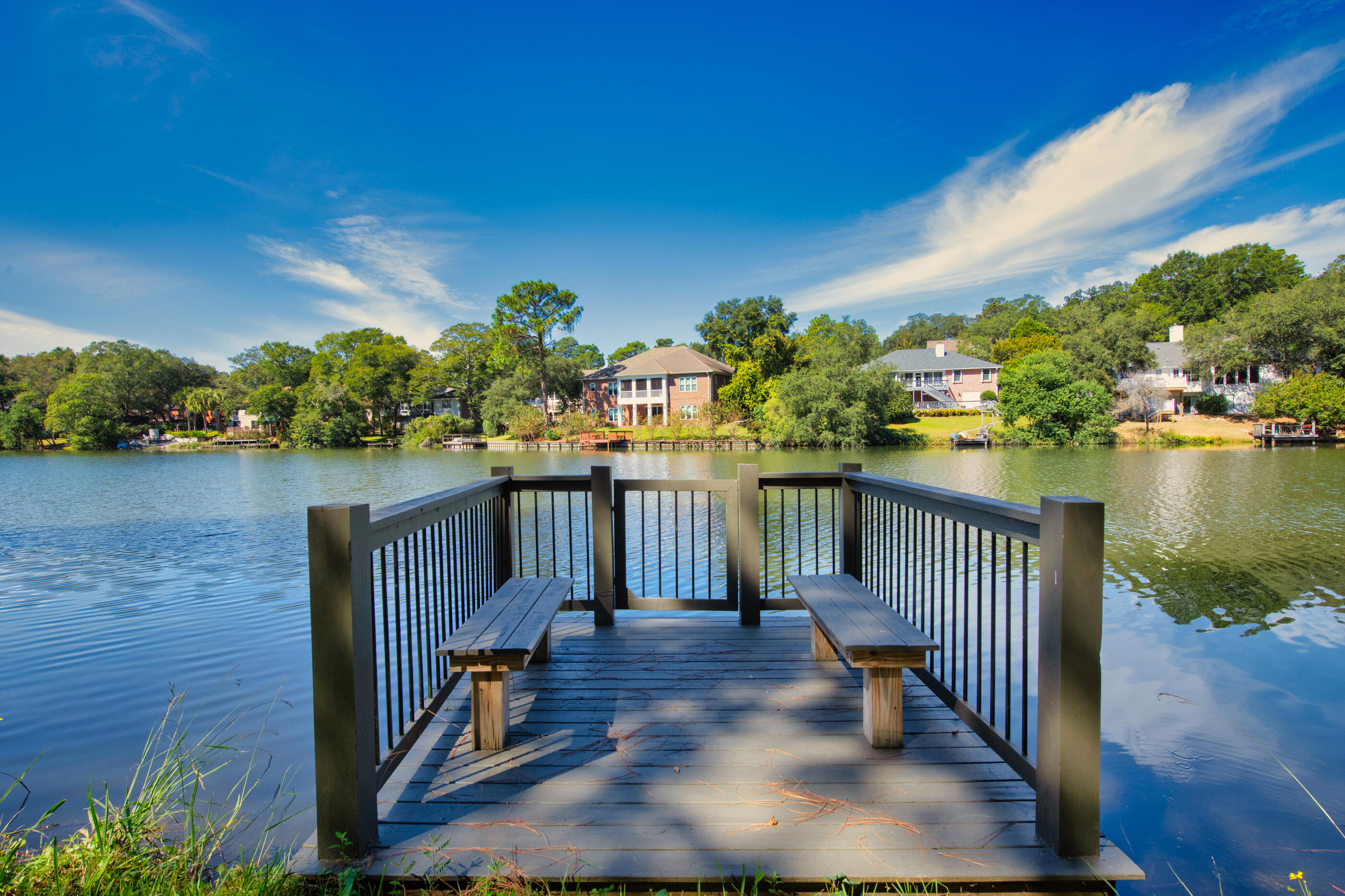 ROCKY BAYOU COUNTRY CLUB ESTATES 3 - Residential