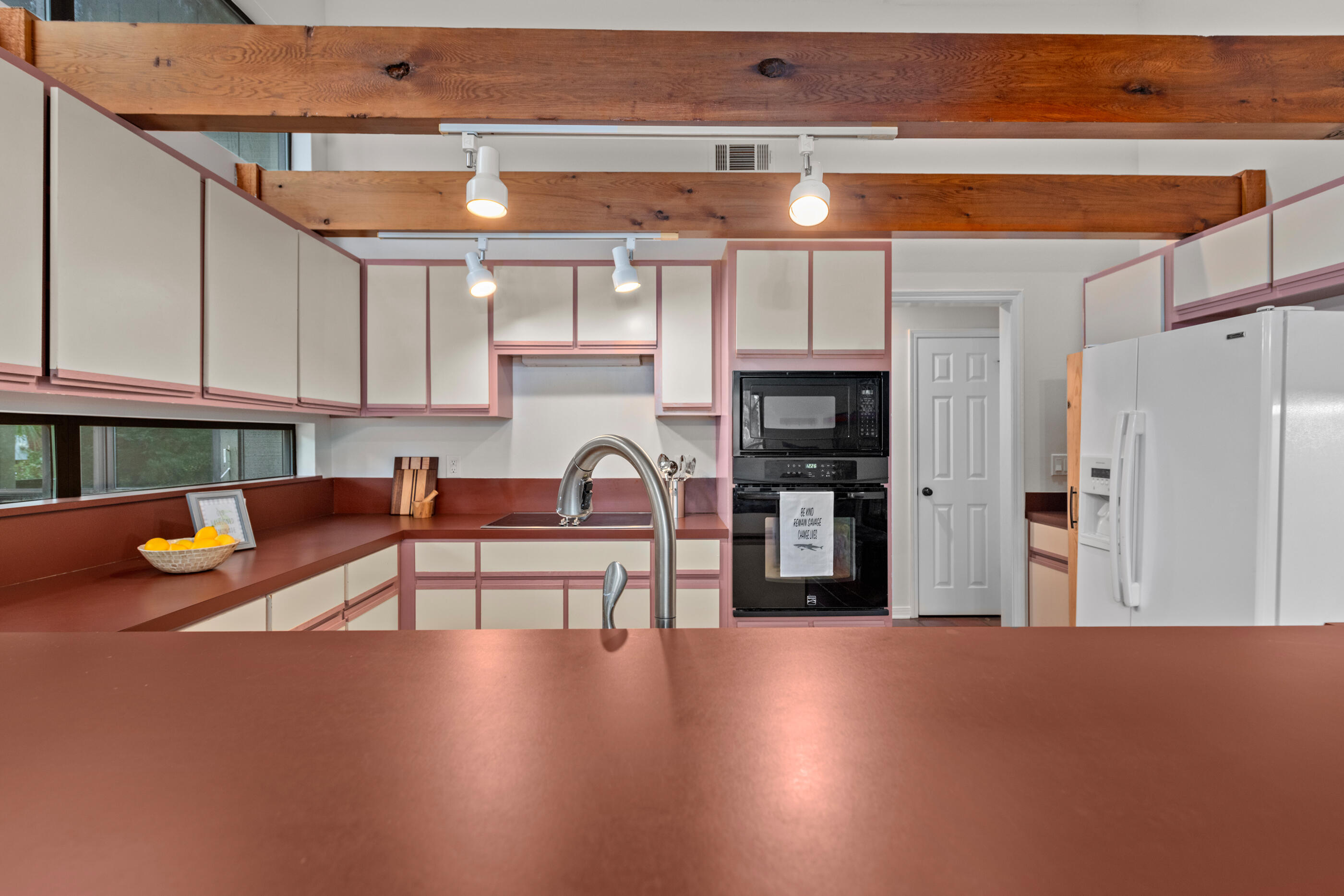 ROCKY BAYOU COUNTRY CLUB ESTATES 3 - Residential